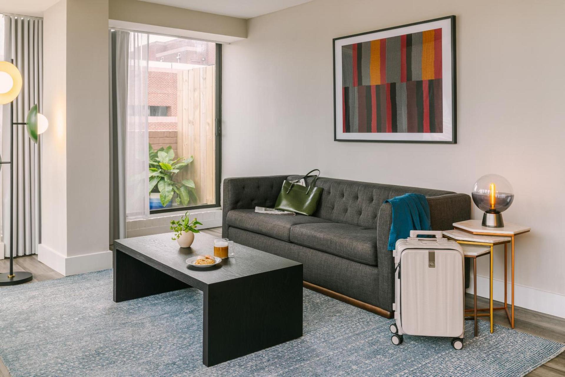 Global Luxury Suites at Georgetown photo 12