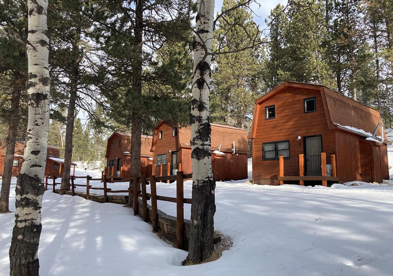 Trailshead Lodge - Cabin 6 photo 12