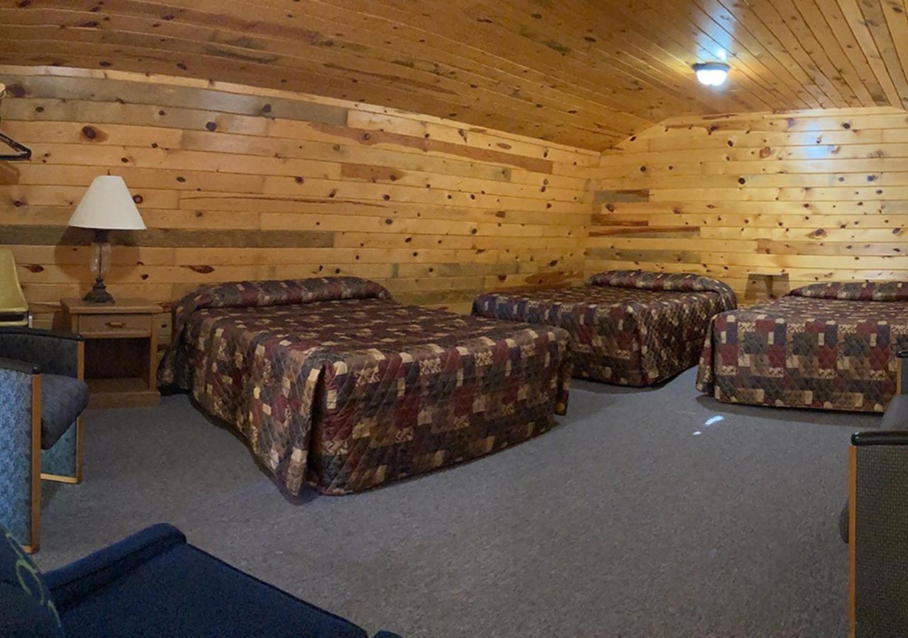 Trailshead Lodge - Cabin 6 photo 5