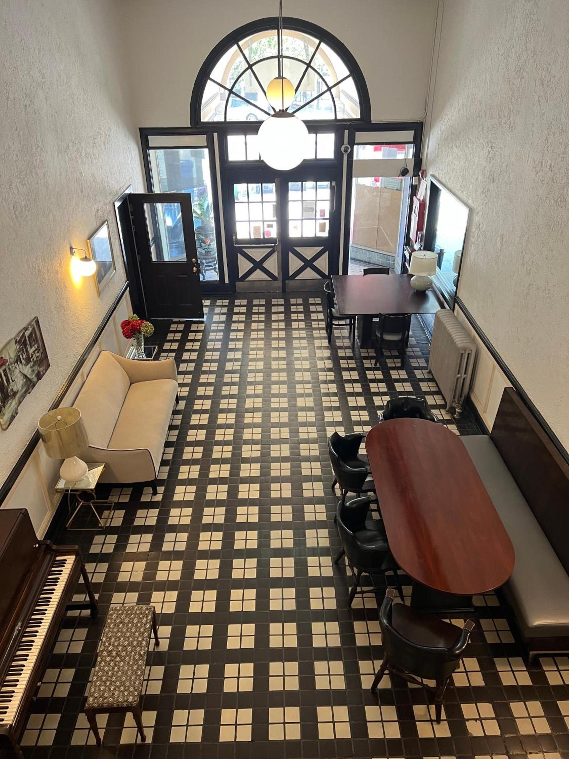 Nash Hotel photo 31