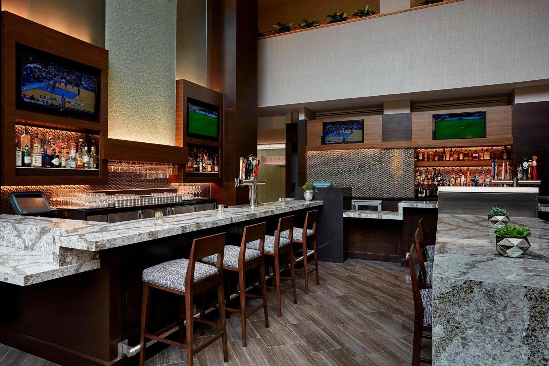 Crystal Gateway Marriott photo 37