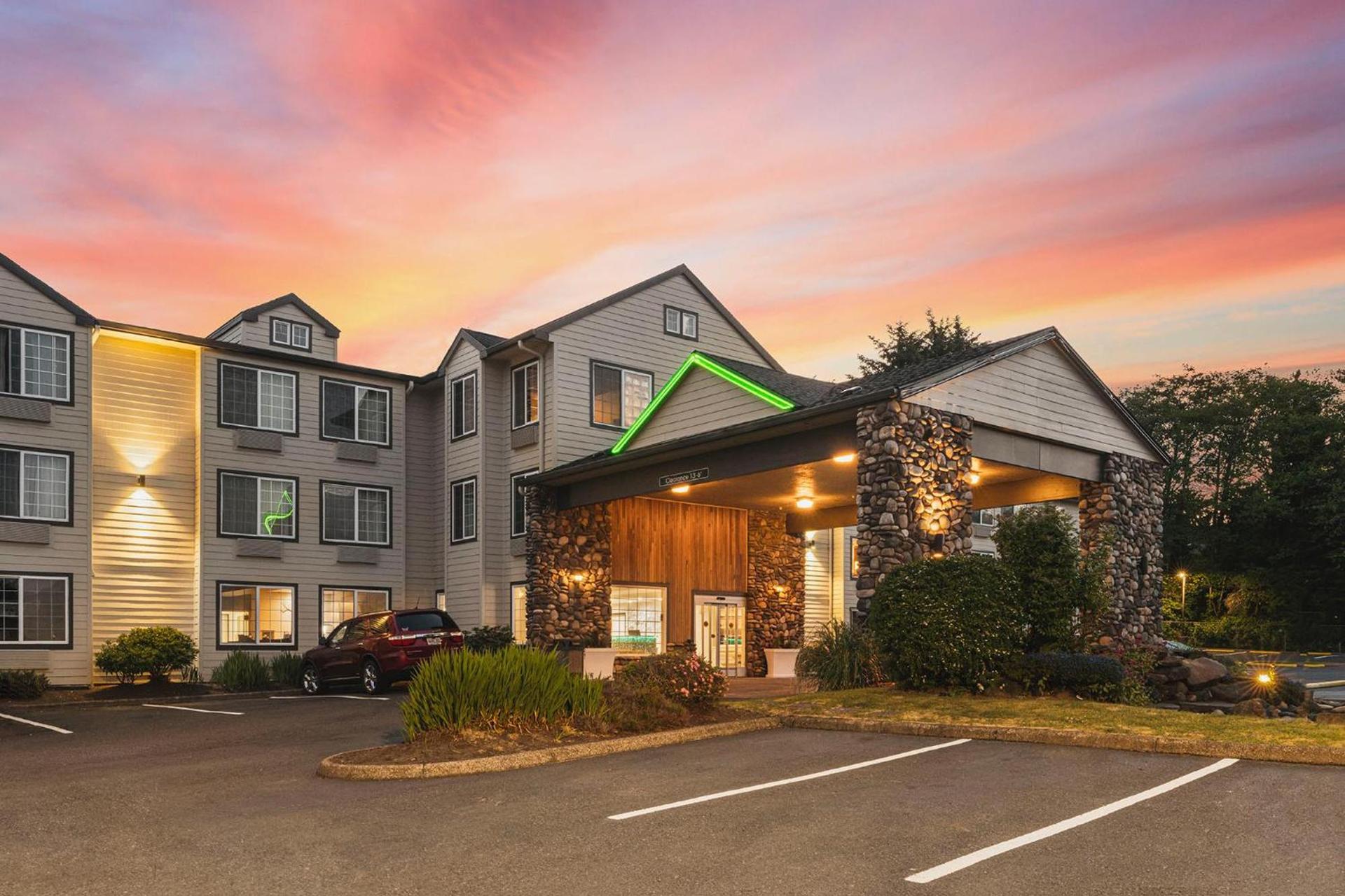 The Ashley Inn & Suites photo 3