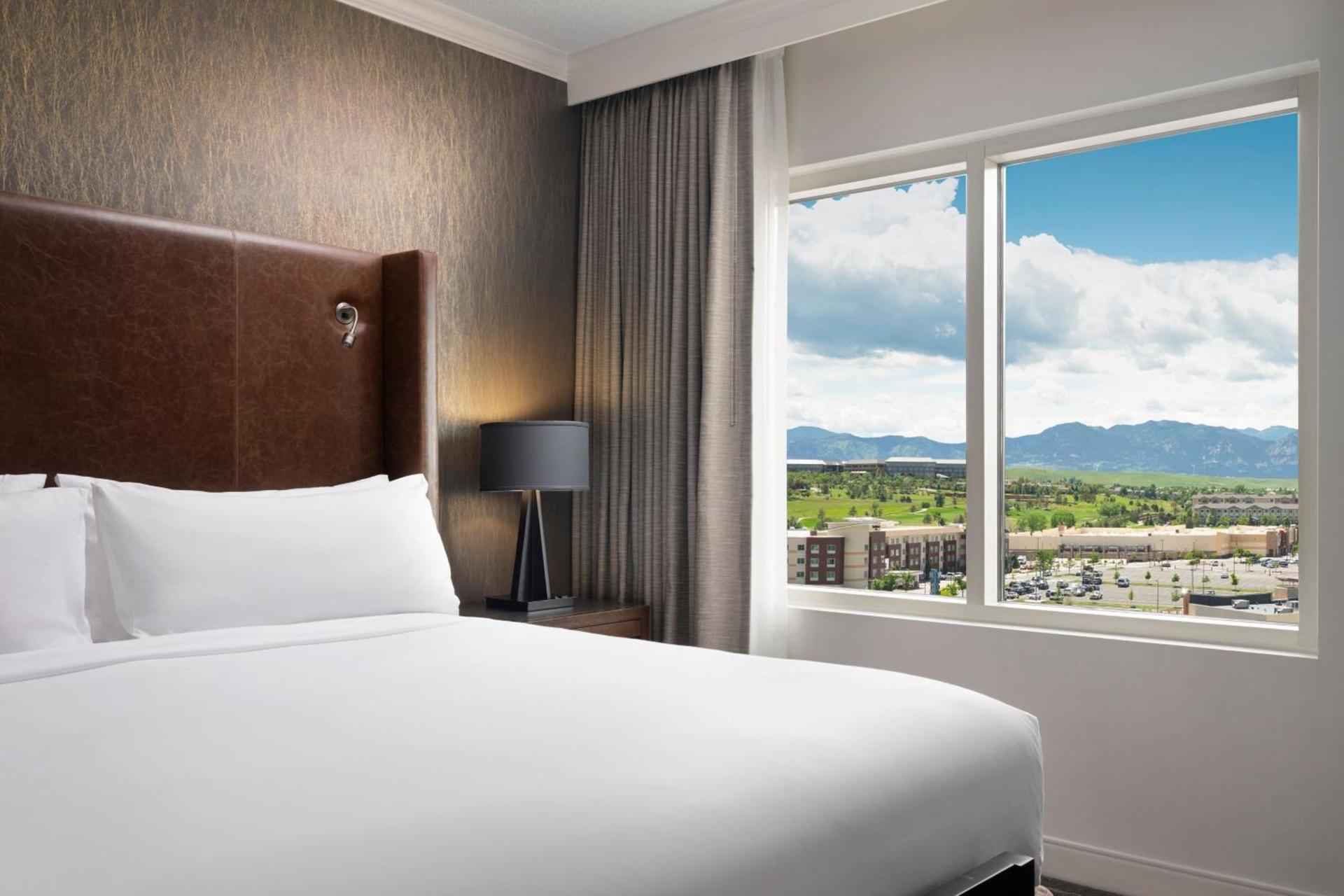 Renaissance Boulder Flatiron Hotel photo 11