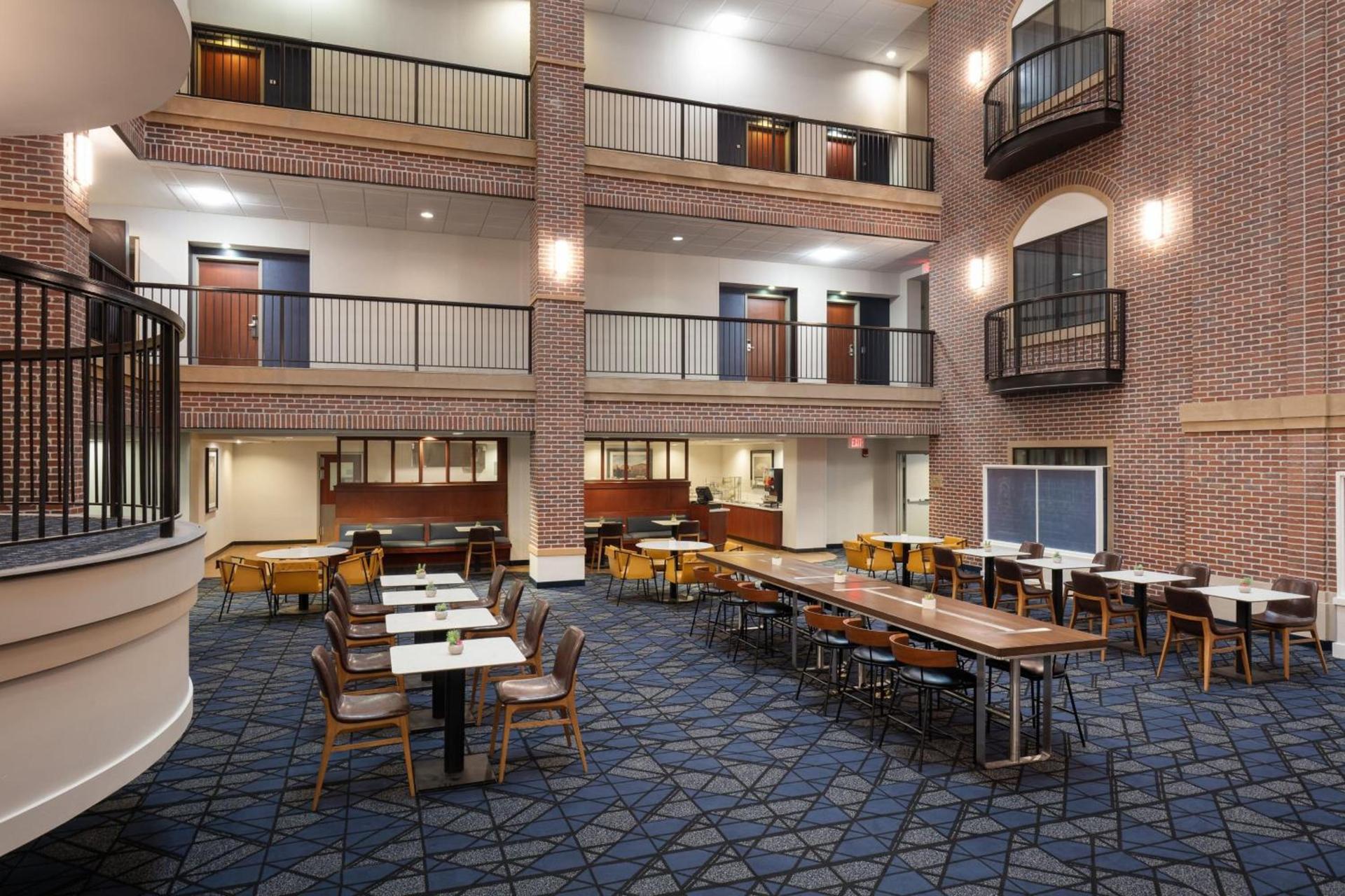 Courtyard by Marriott Wichita at Old Town photo 51