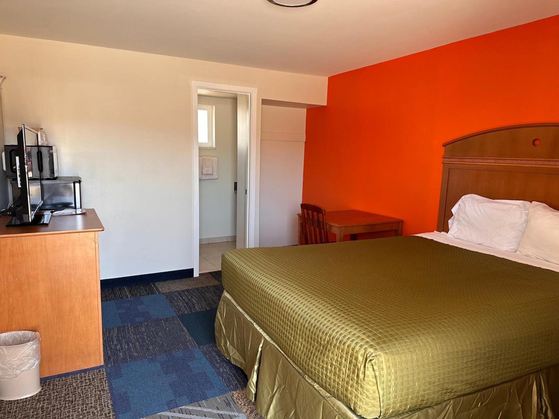 Gateway Lodge photo 17