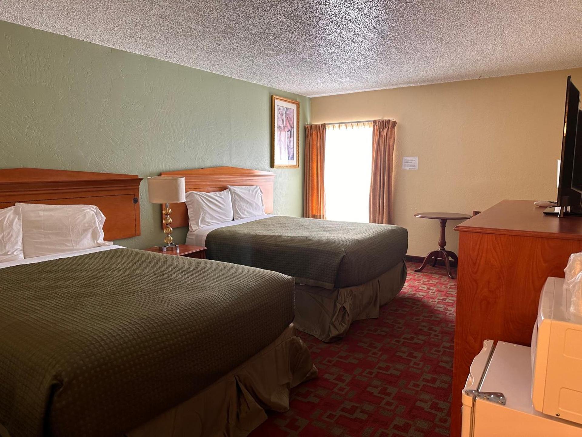 Gateway Lodge photo 23