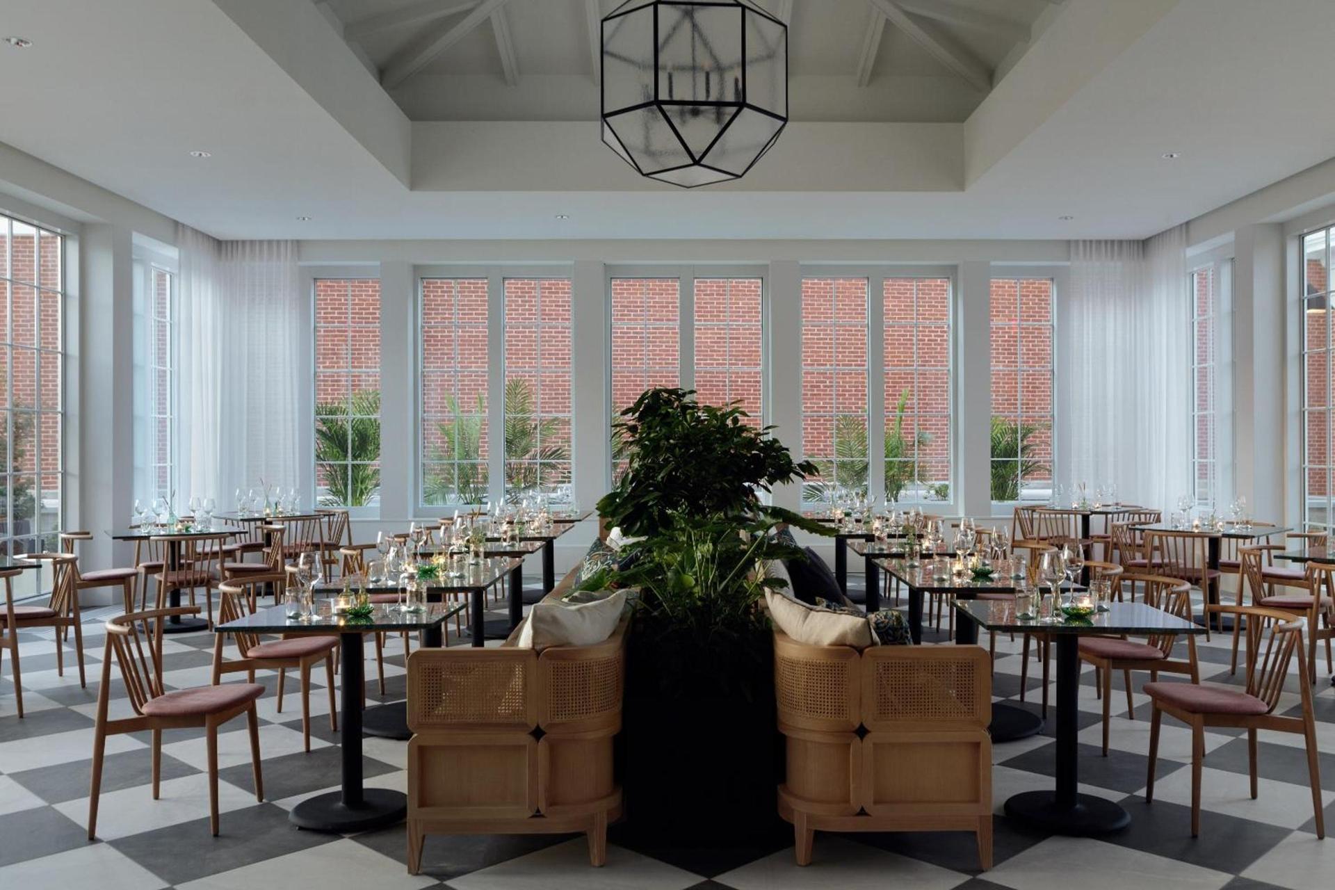 Kimpton - The Forum Hotel by IHG photo 57