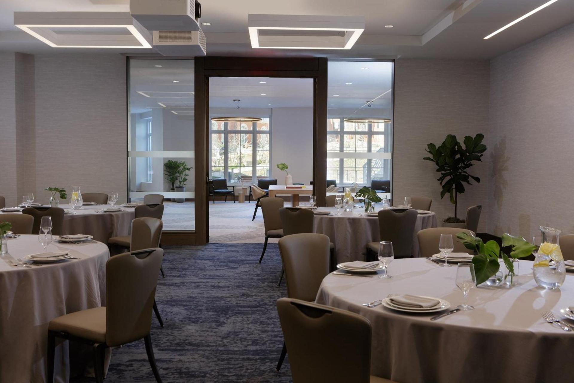 Kimpton - The Forum Hotel by IHG photo 47