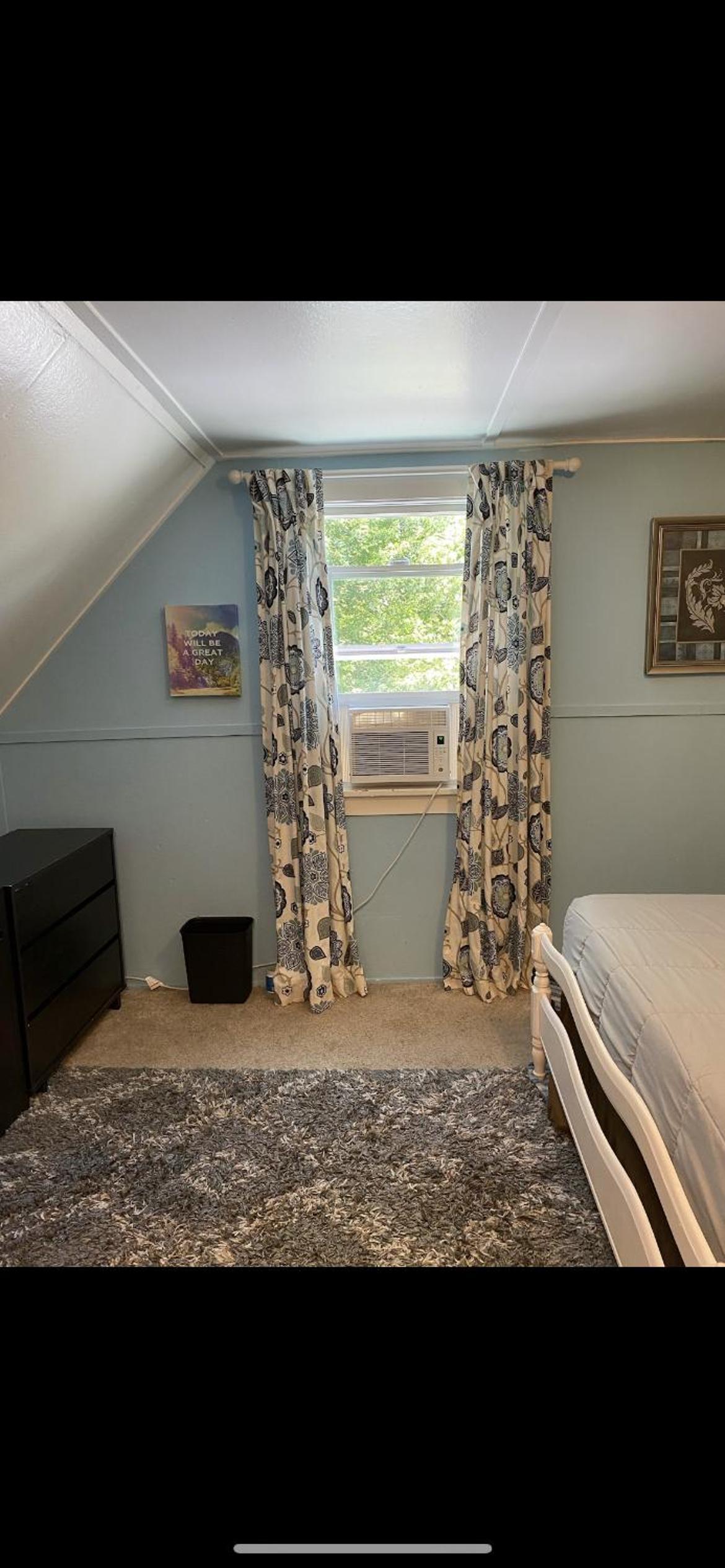 Room Not Avail photo 5