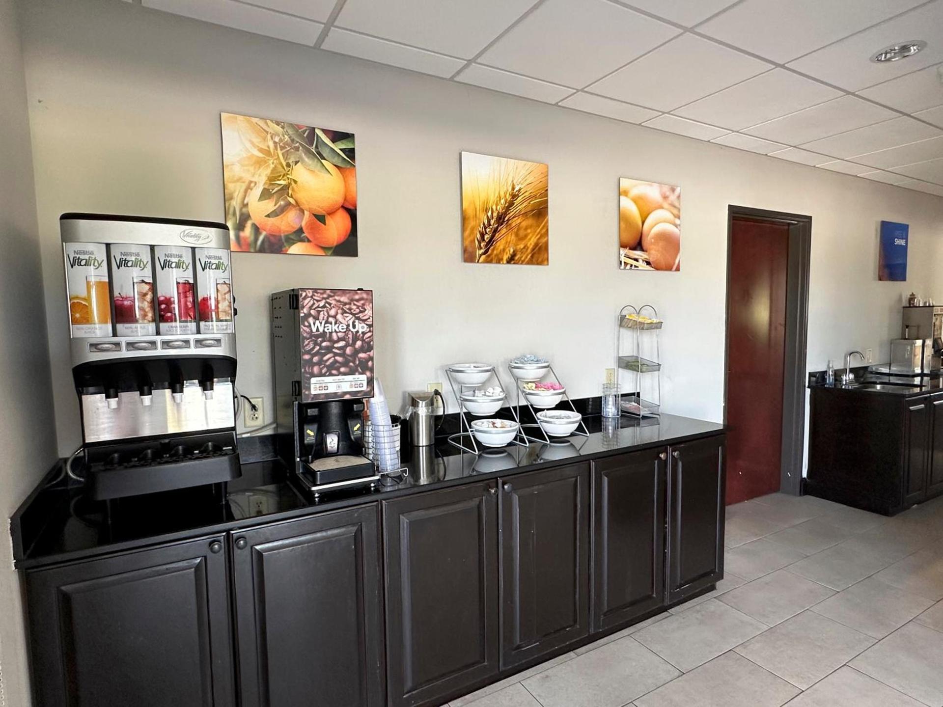 Comfort Suites Jackson-Cape Girardeau photo 35
