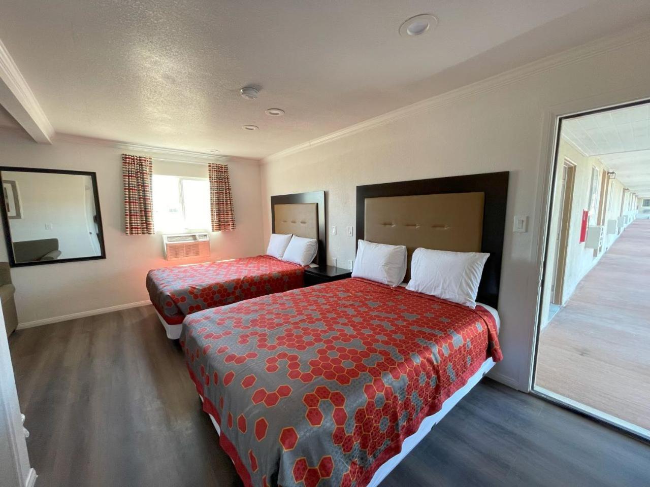 Palm Inn photo 26
