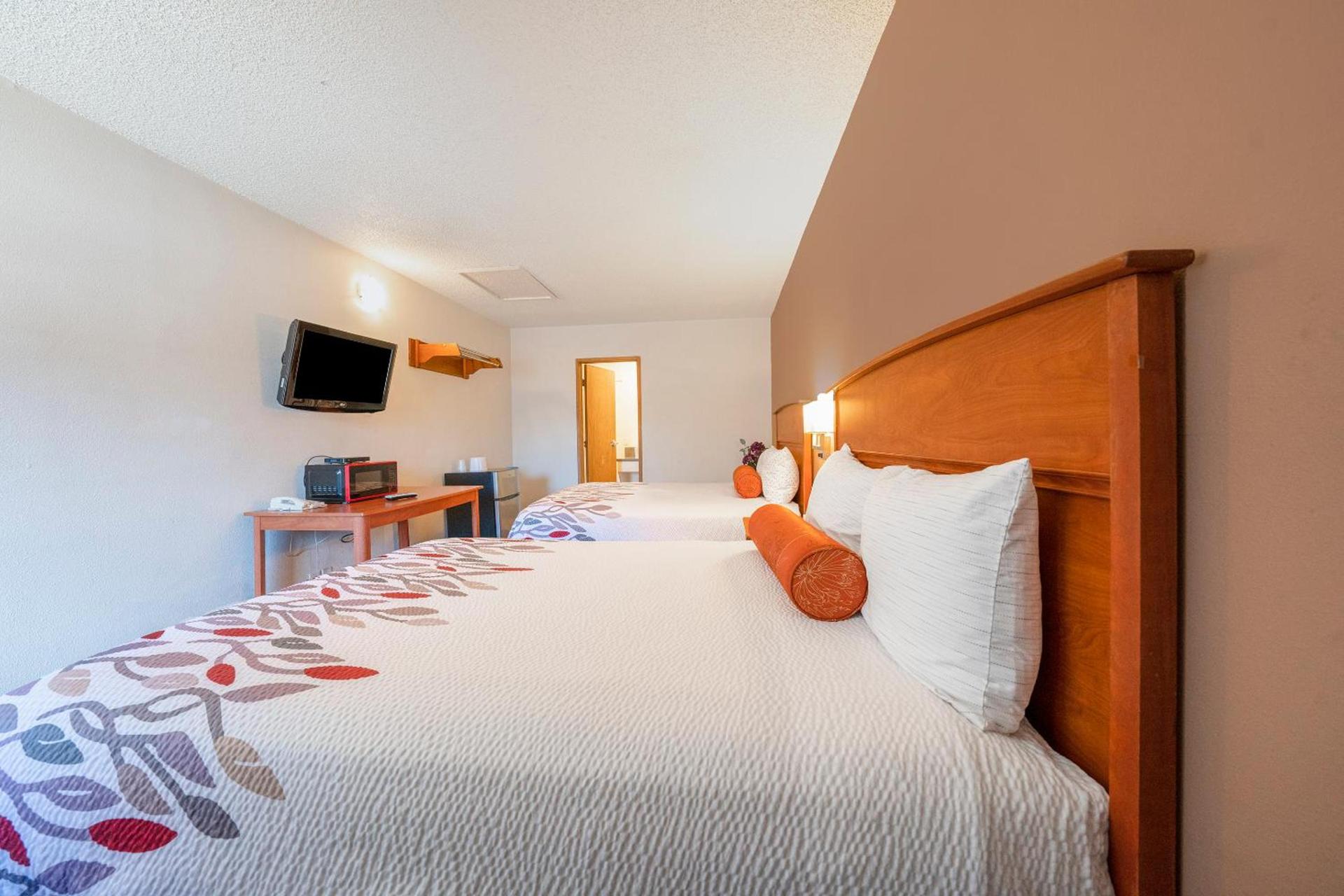 Budget Inn Gladstone By OYO - Portland Clackamas photo 30