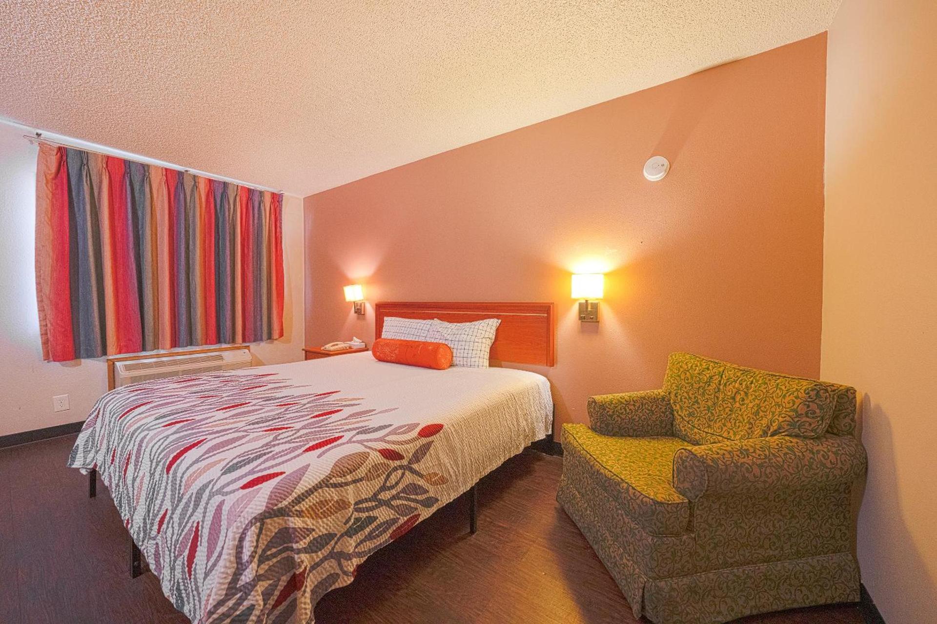 Budget Inn Gladstone By OYO - Portland Clackamas photo 39
