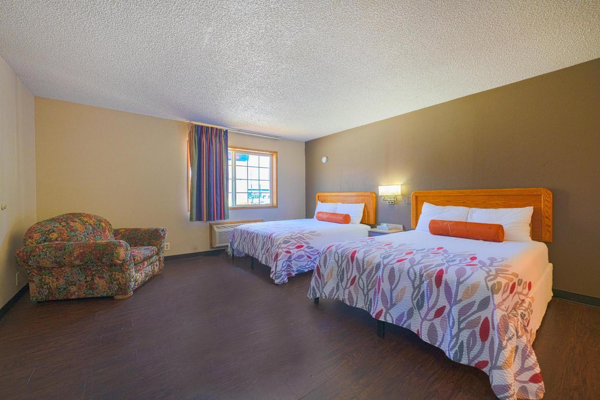 Budget Inn Gladstone By OYO - Portland Clackamas photo 45