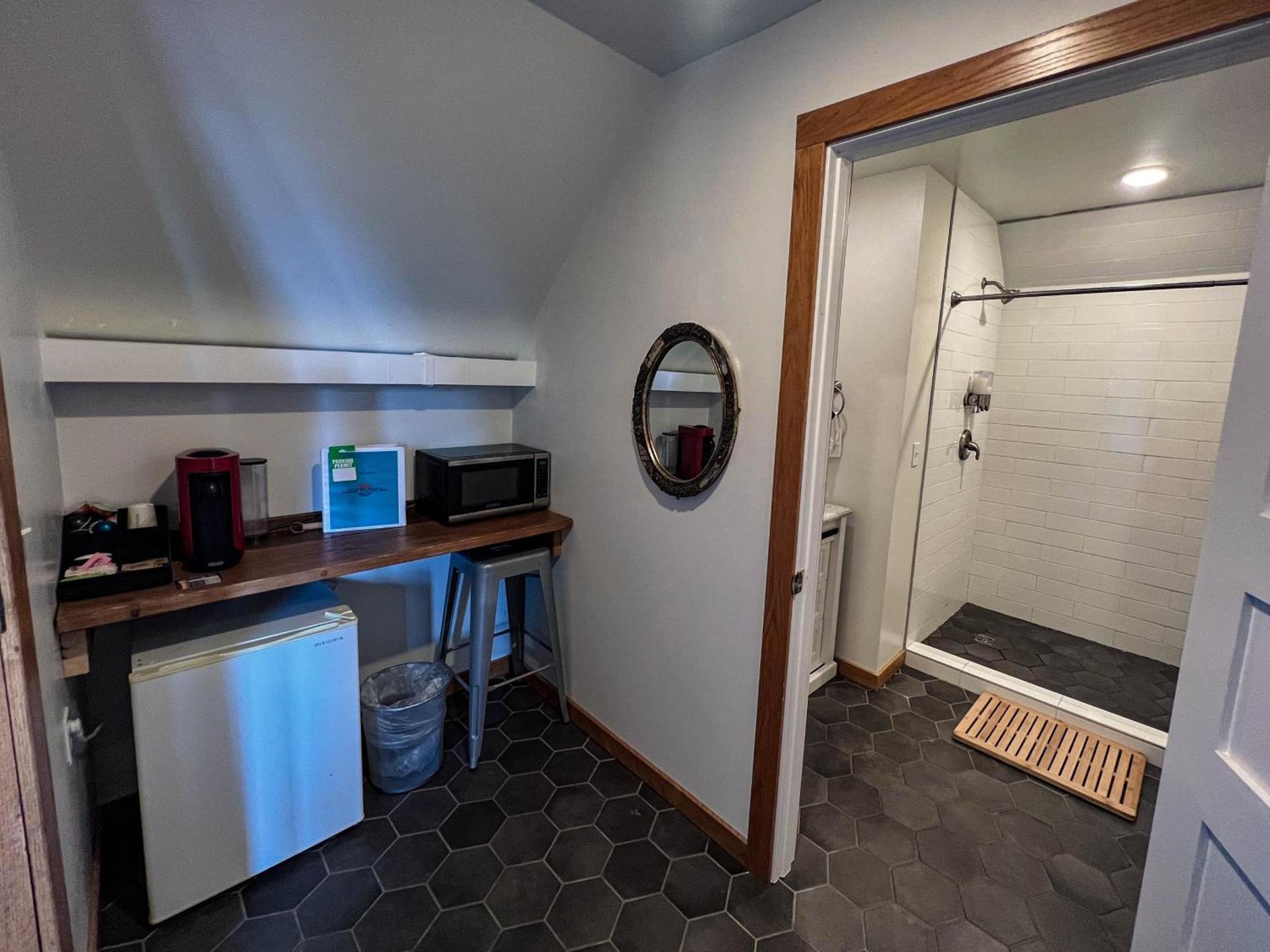 Endion Inn photo 28