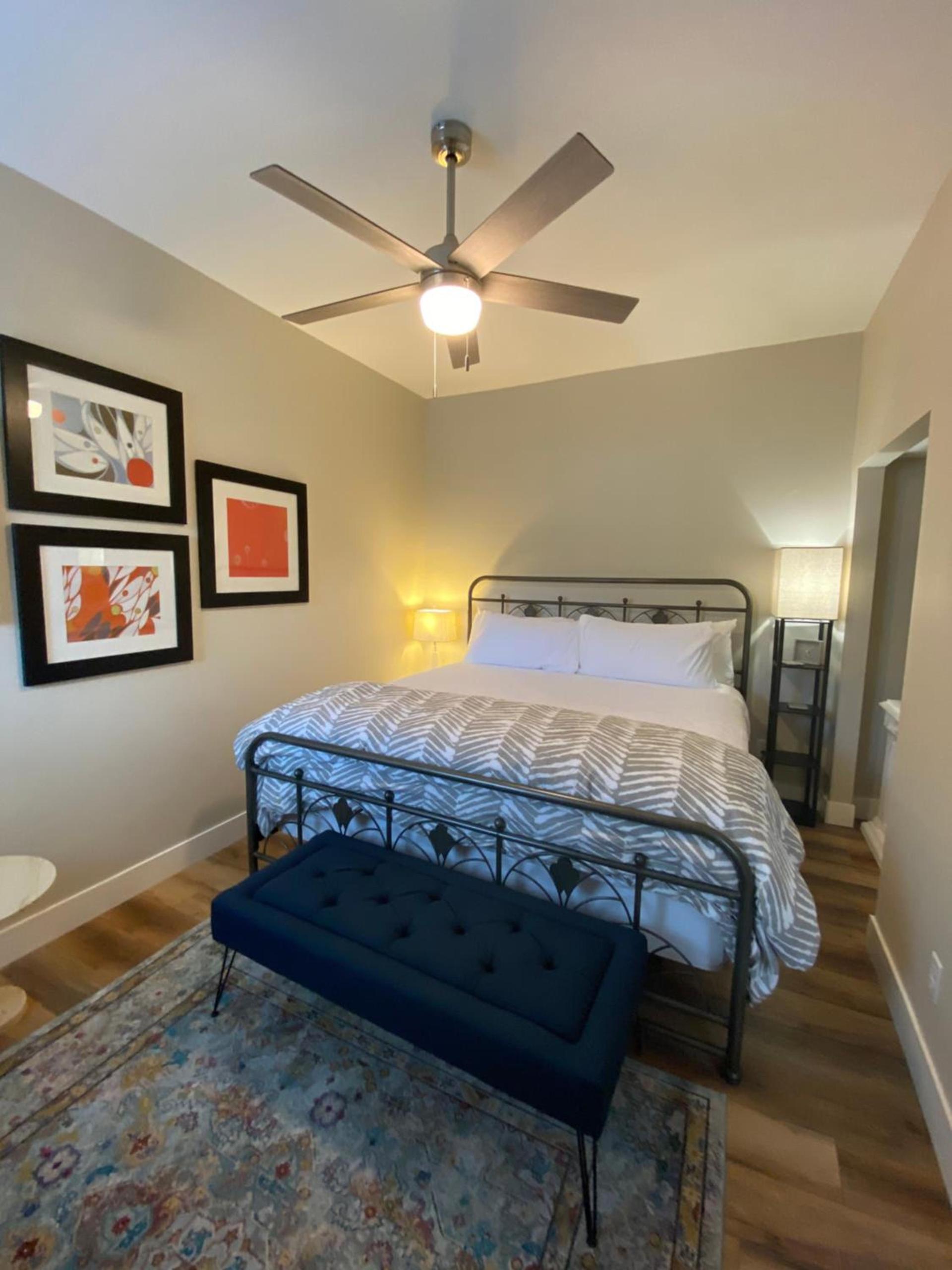 Bisbee Brownstone Suites photo 65