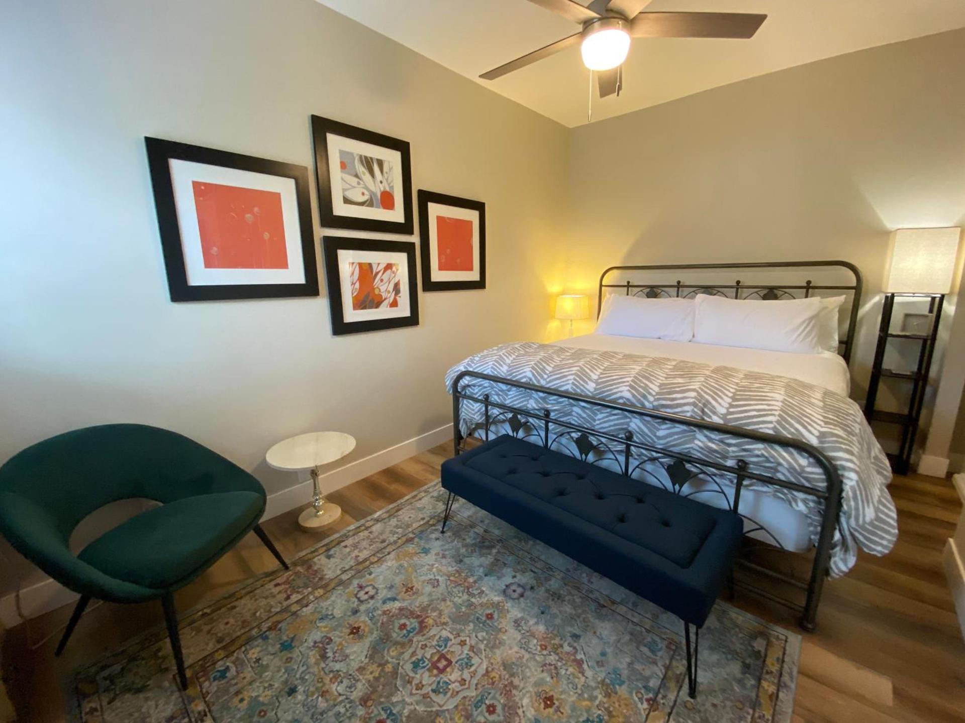 Bisbee Brownstone Suites photo 66