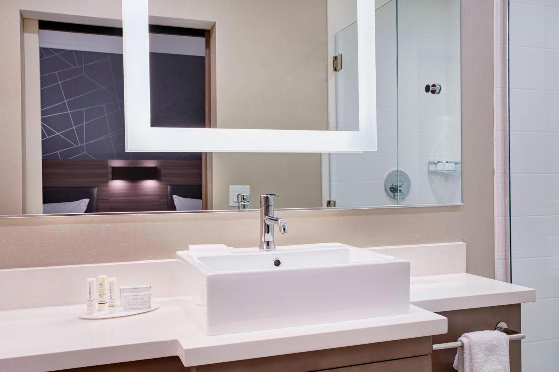 SpringHill Suites by Marriott Milwaukee Downtown photo 18