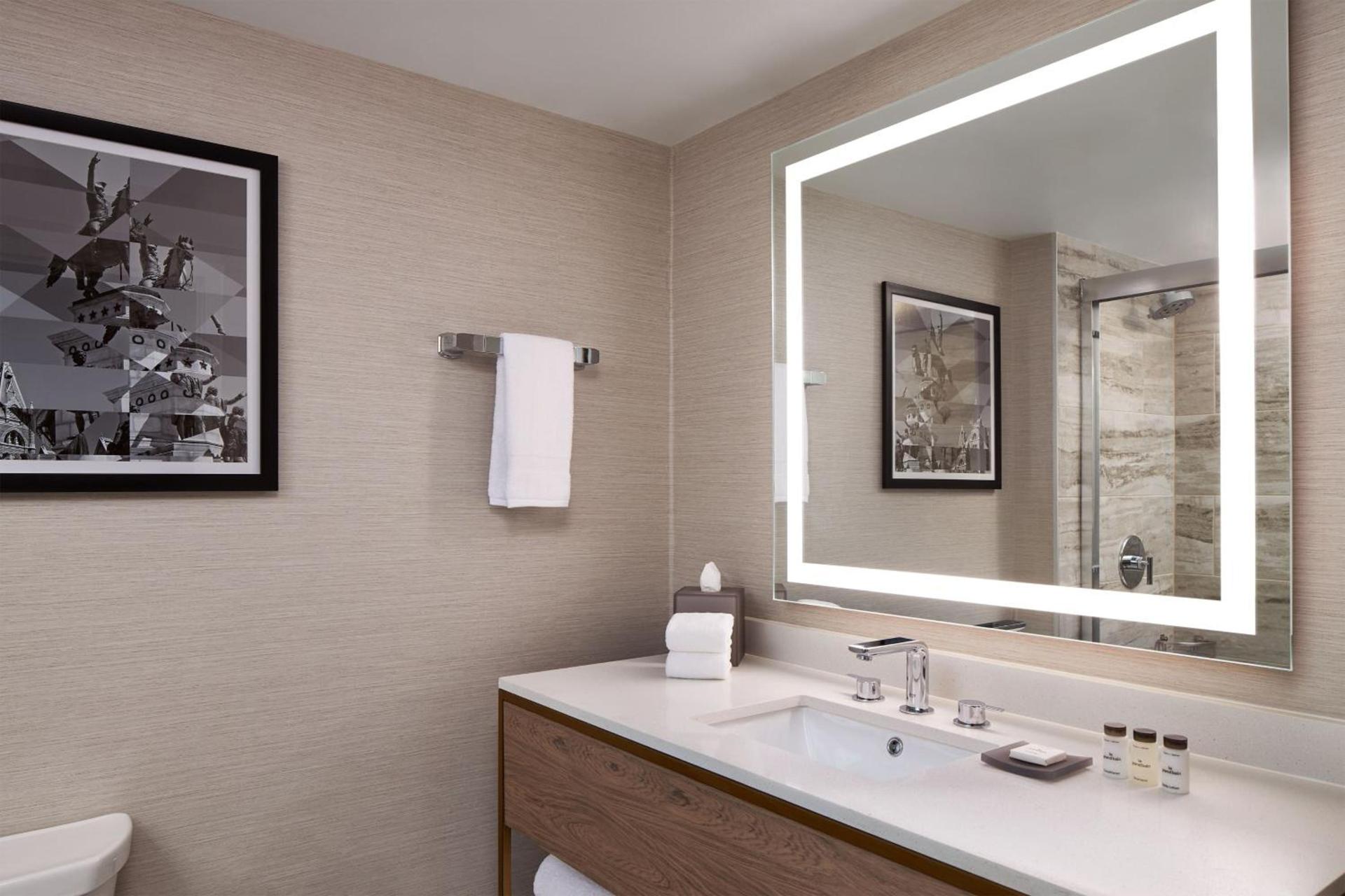 Sheraton Richmond Airport Hotel photo 9