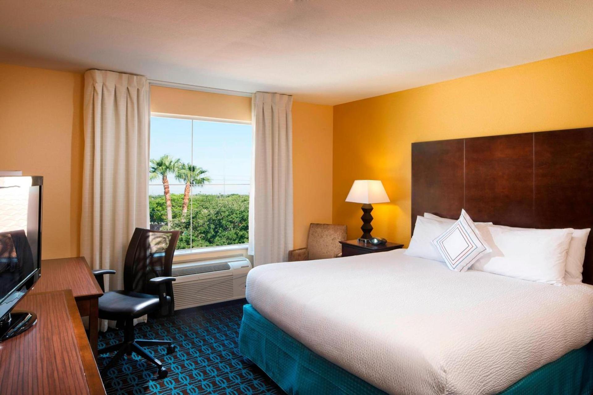 Fairfield Inn & Suites Houston Intercontinental Airport photo 6