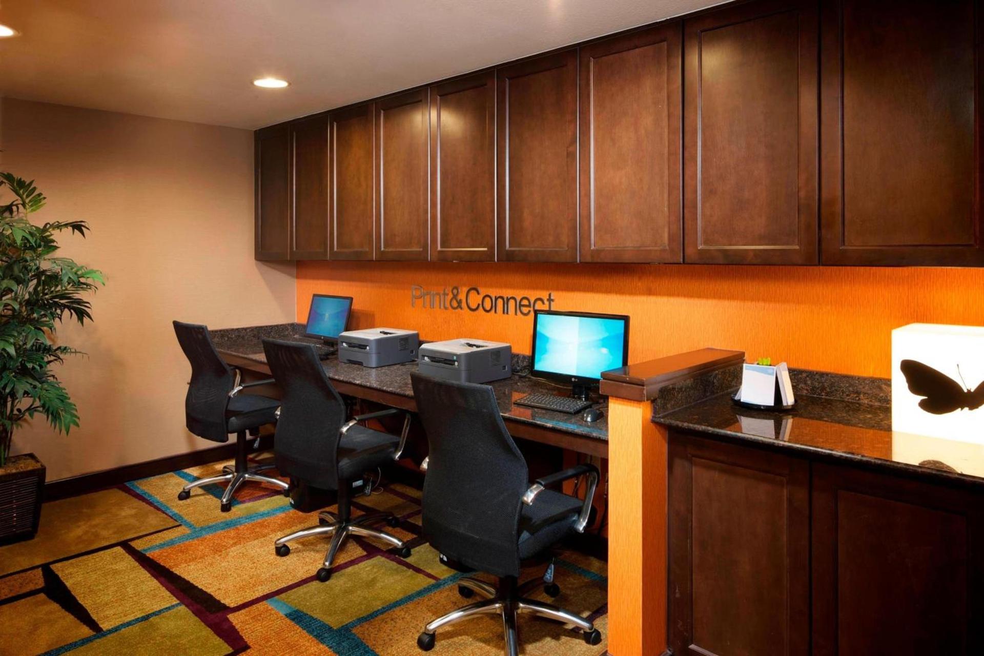 Fairfield Inn & Suites Houston Intercontinental Airport photo 11