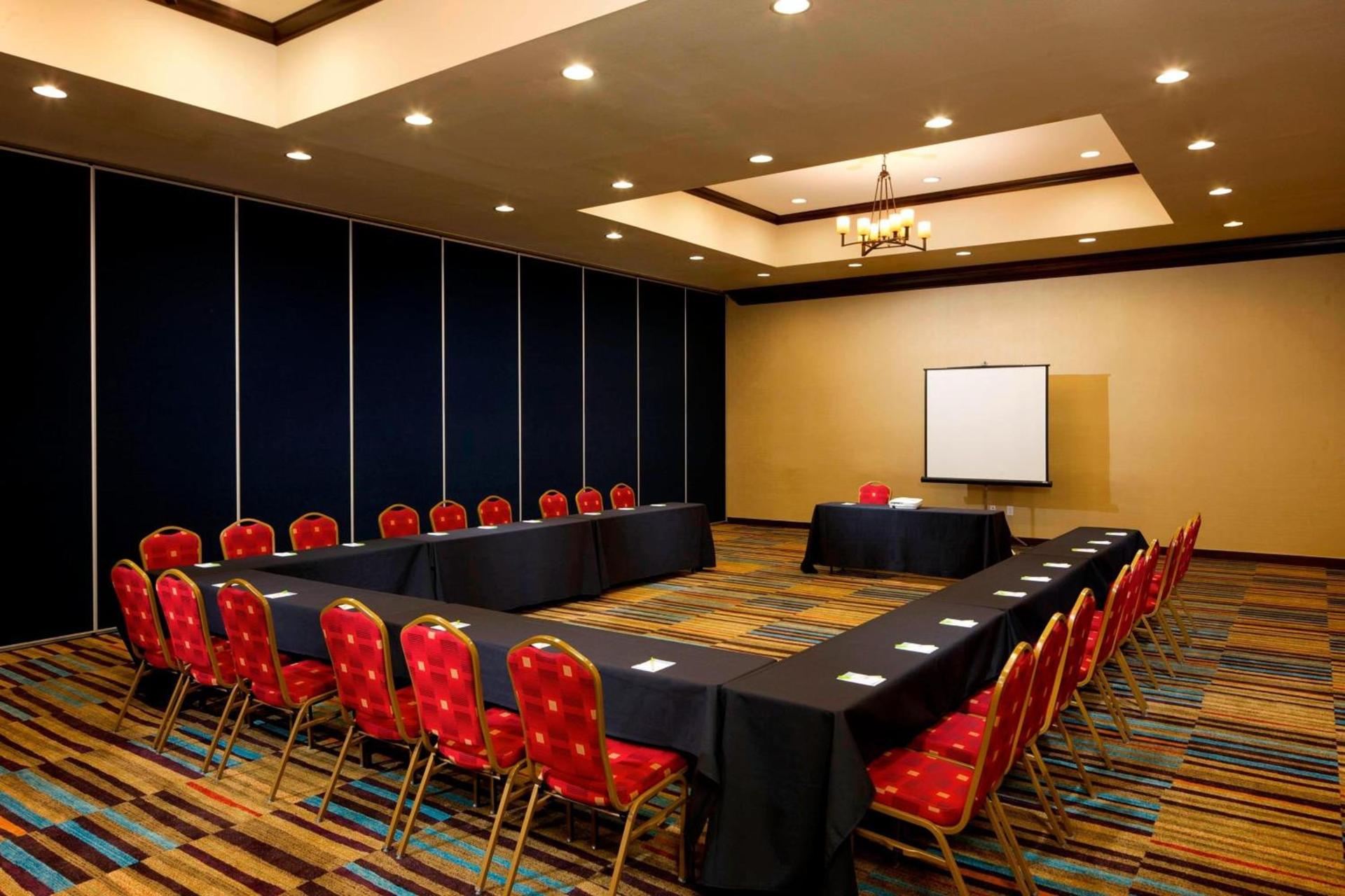 Fairfield Inn & Suites Houston Intercontinental Airport photo 21