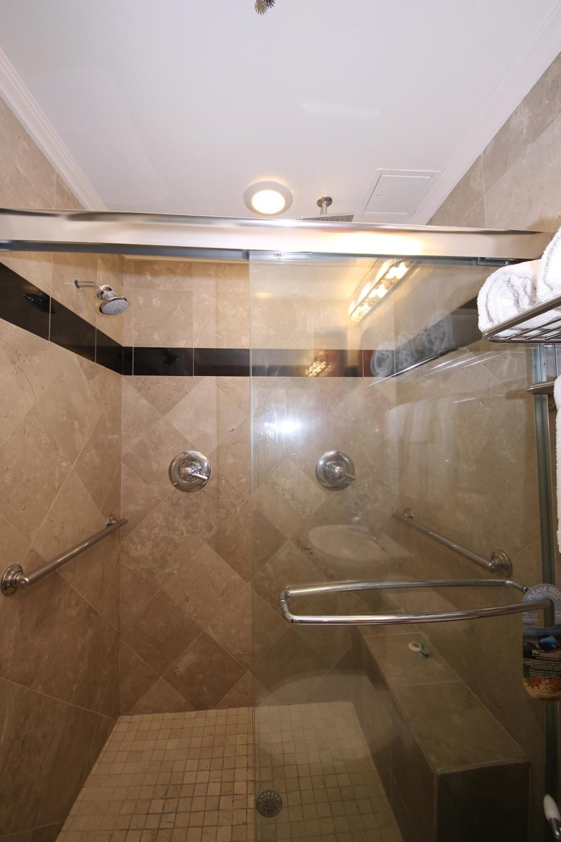Hyde Park Hotel photo 12