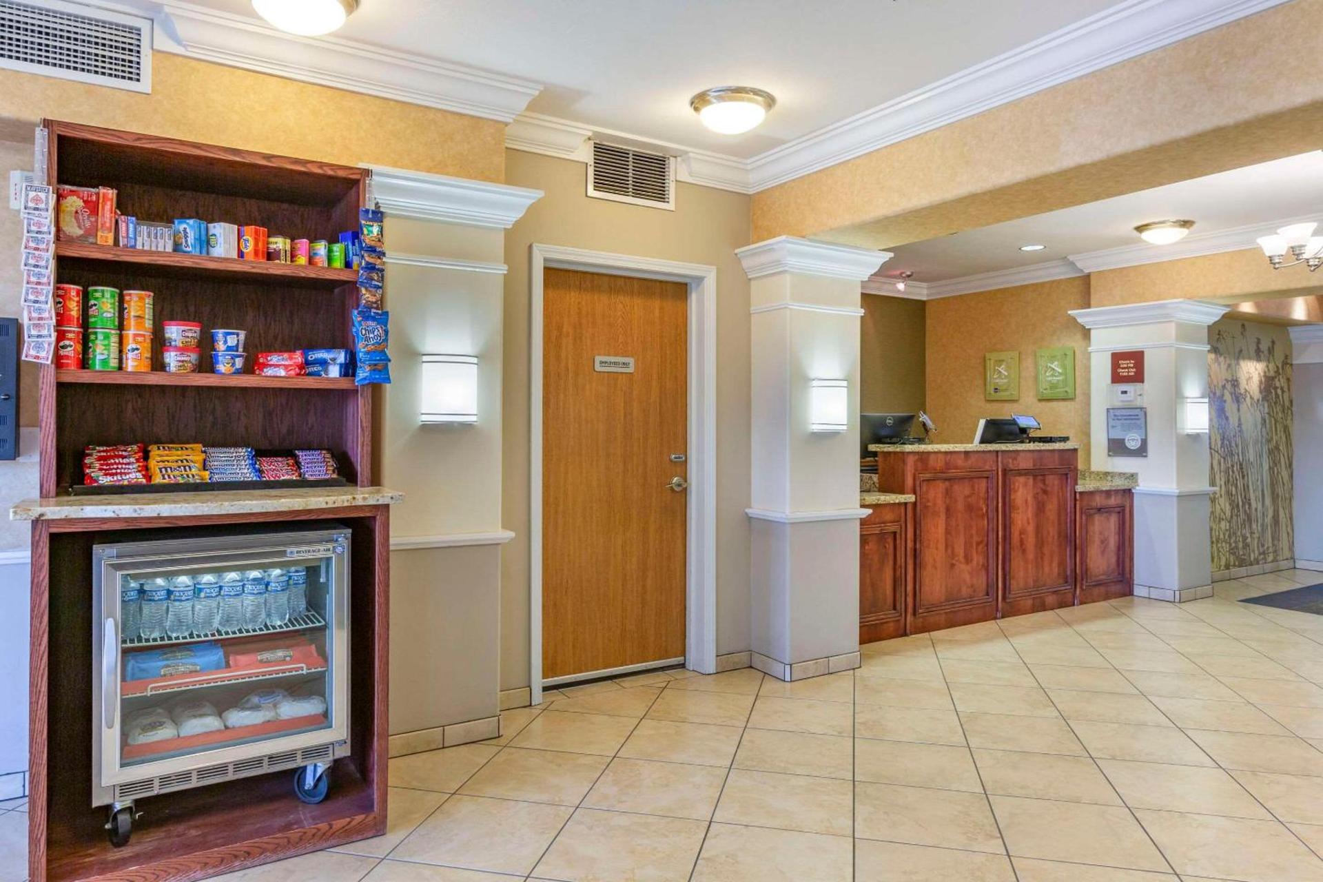 Garner Hotel Idaho Falls Southwest by IHG photo 3