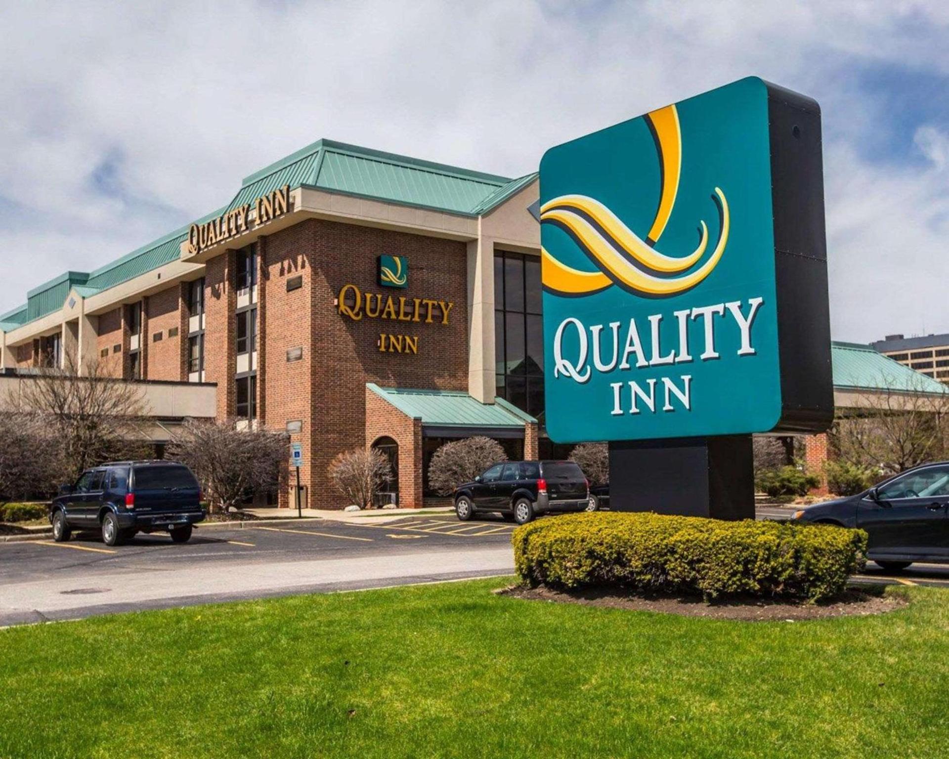 Quality Inn Schaumburg - Chicago near the Mall — hotel in Schaumburg