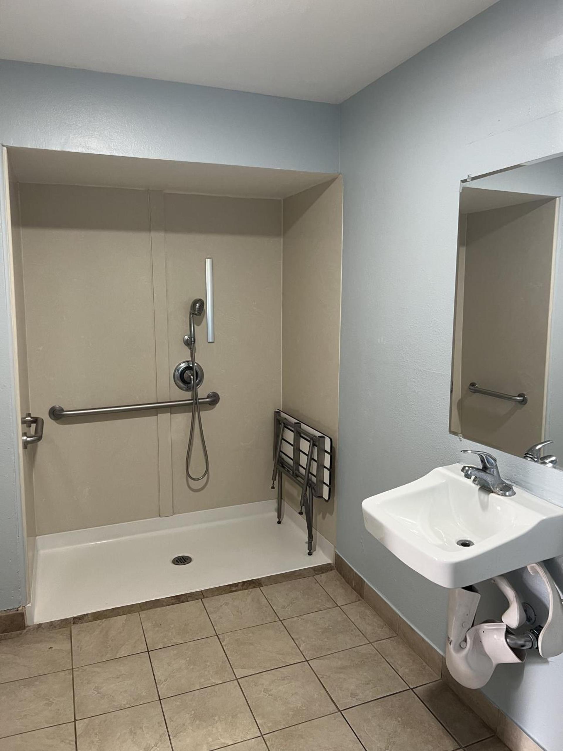 Travel Inn Gilroy photo 26