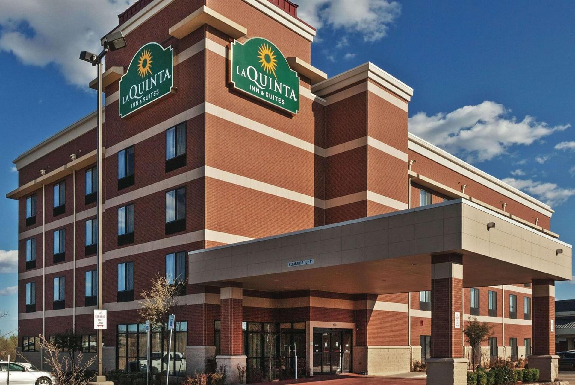 La Quinta by Wyndham Edmond — hotel in Edmond