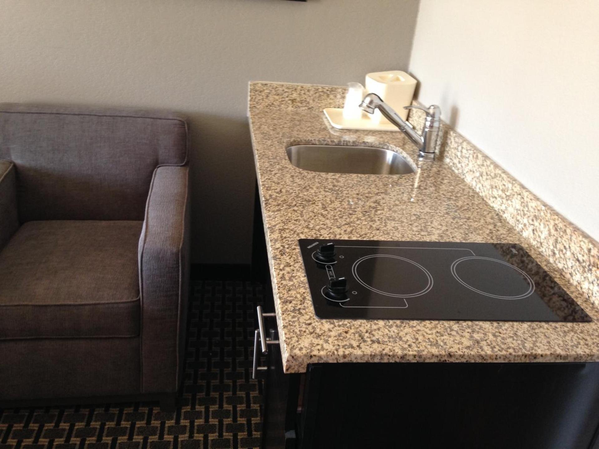 Scottish Inn & Suites Cotulla, TX photo 29