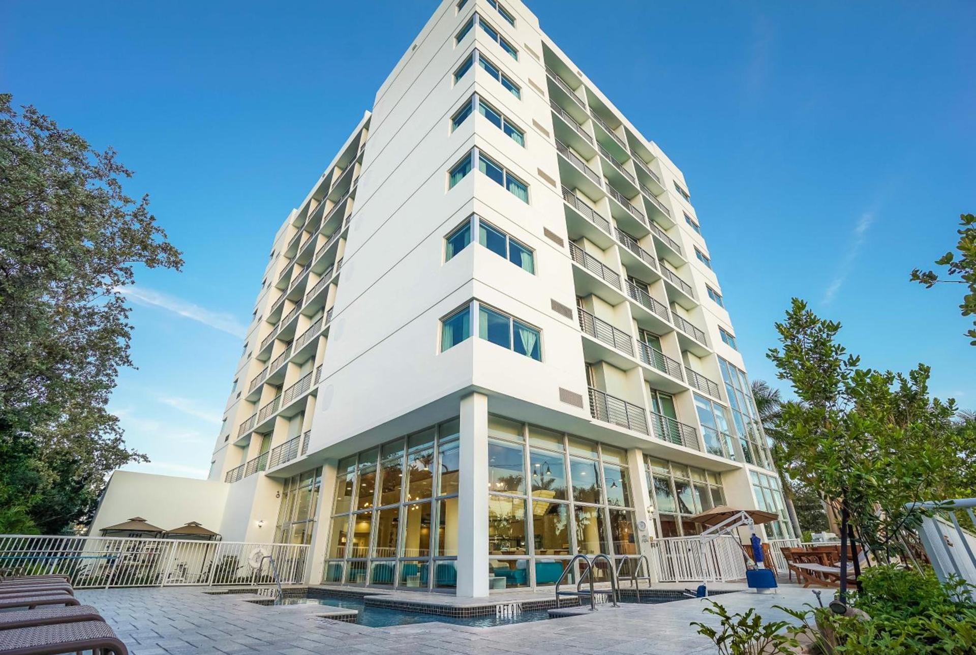 Maritime Hotel Fort Lauderdale Airport & Cruiseport photo 2