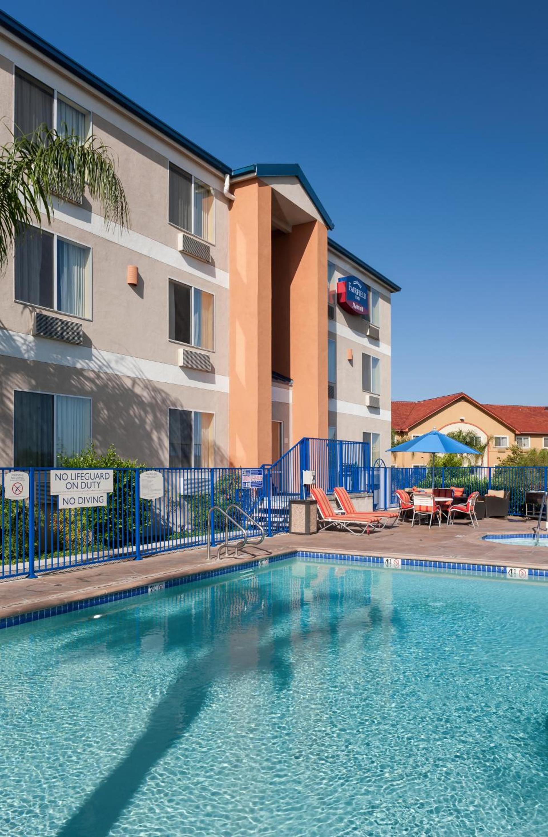 Fairfield Inn by Marriott Santa Clarita Valencia photo 3
