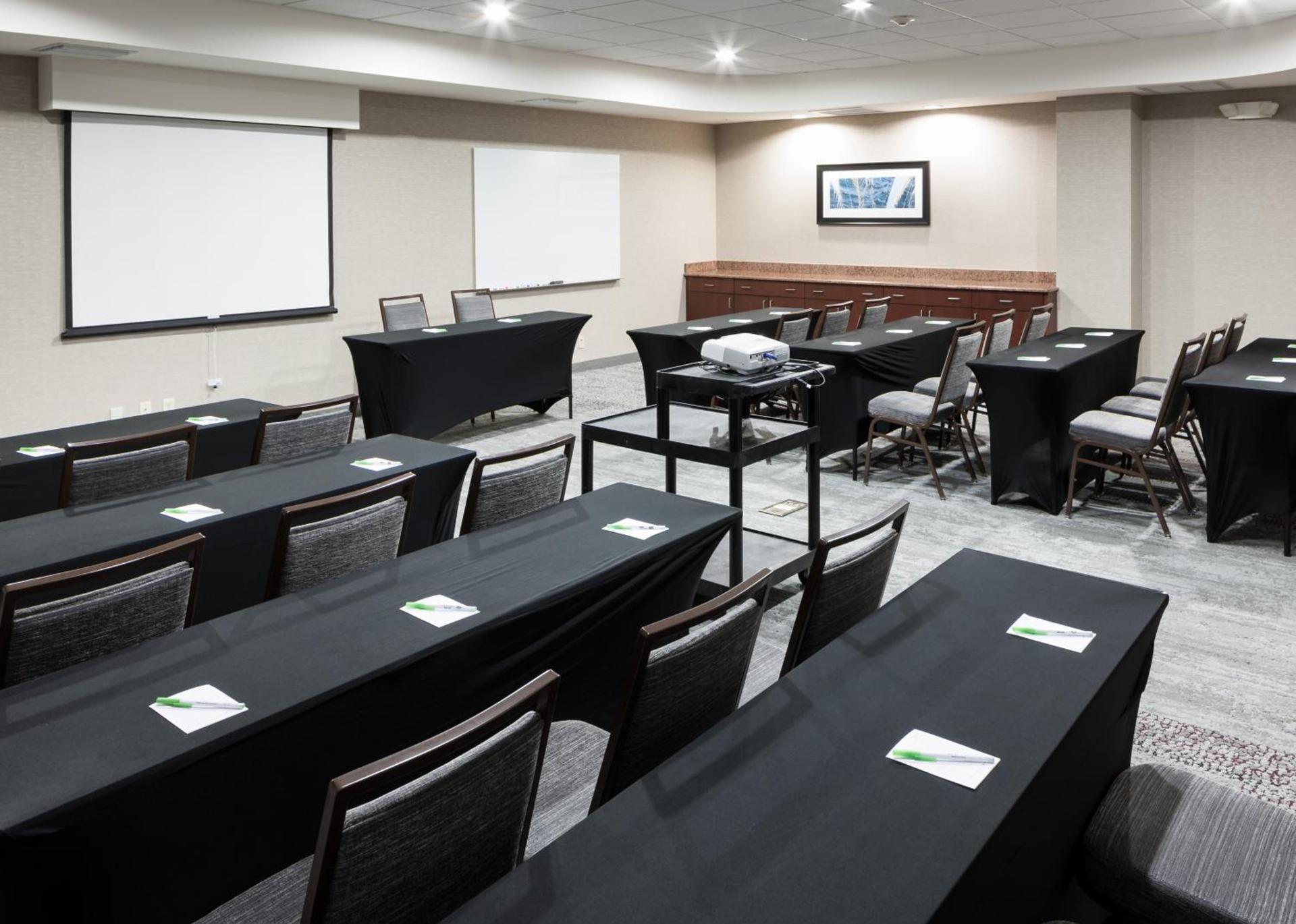 Courtyard by Marriott Miami at Dolphin Mall photo 13