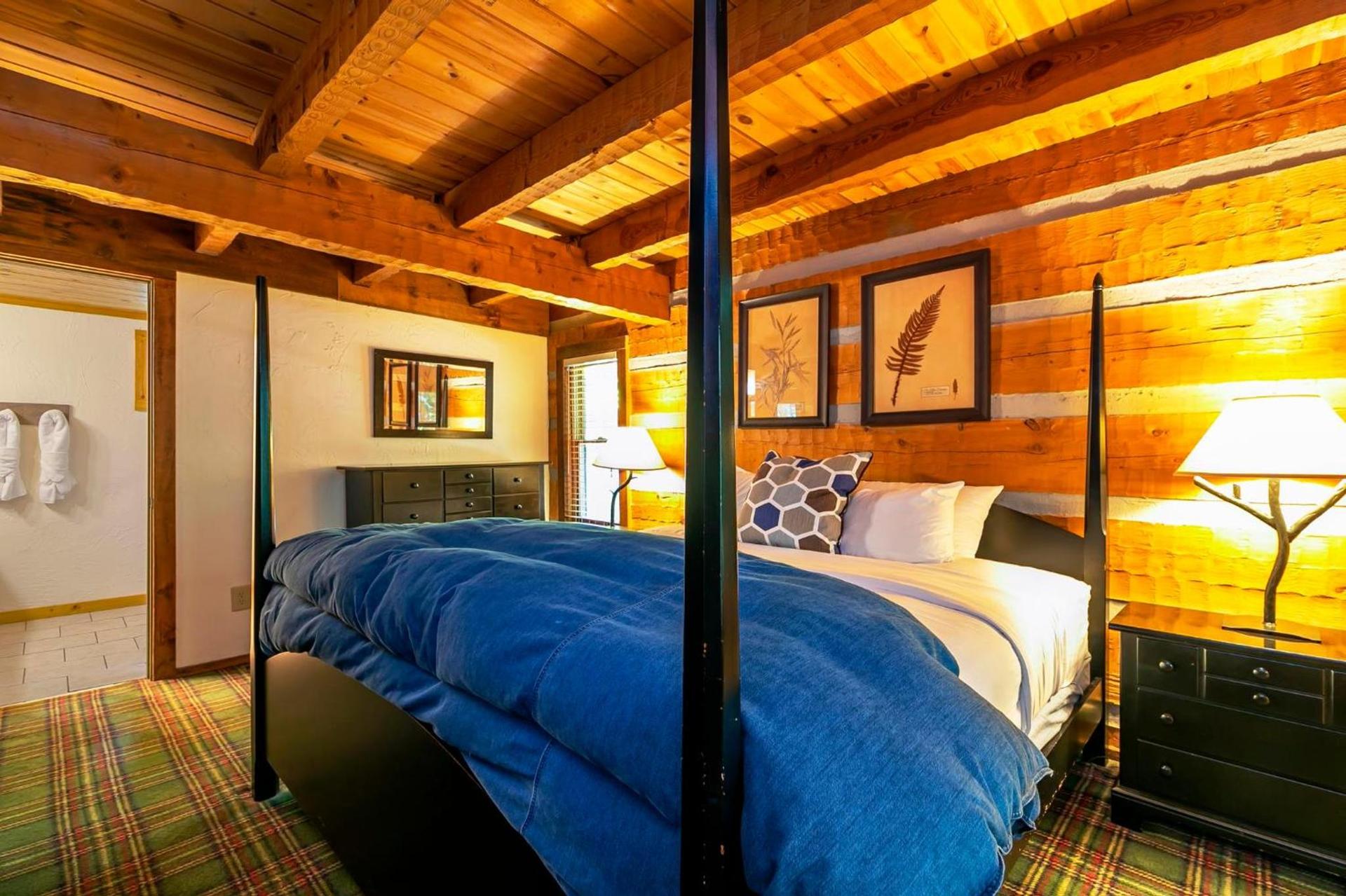 Dancing Bear Lodge photo 16