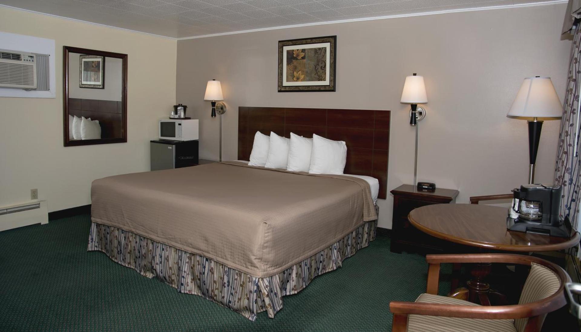 Travelers Inn photo 30