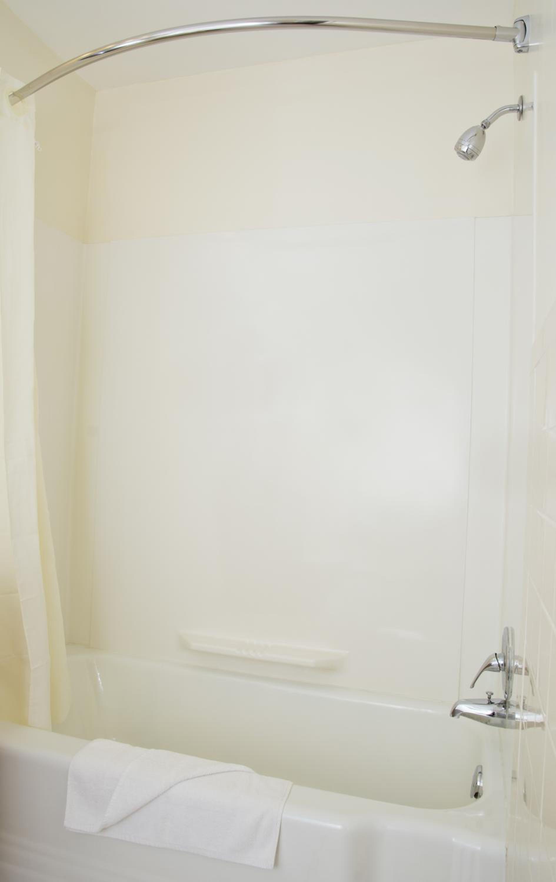 Travelers Inn photo 34