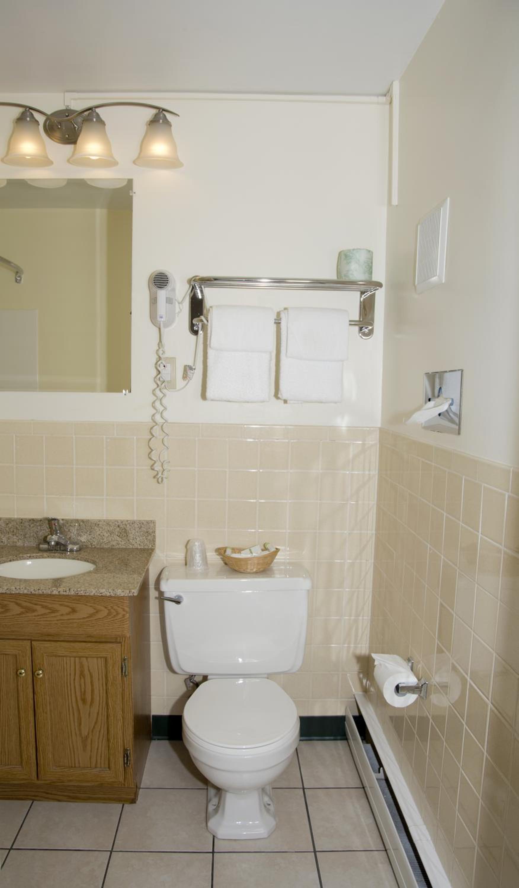Travelers Inn photo 39