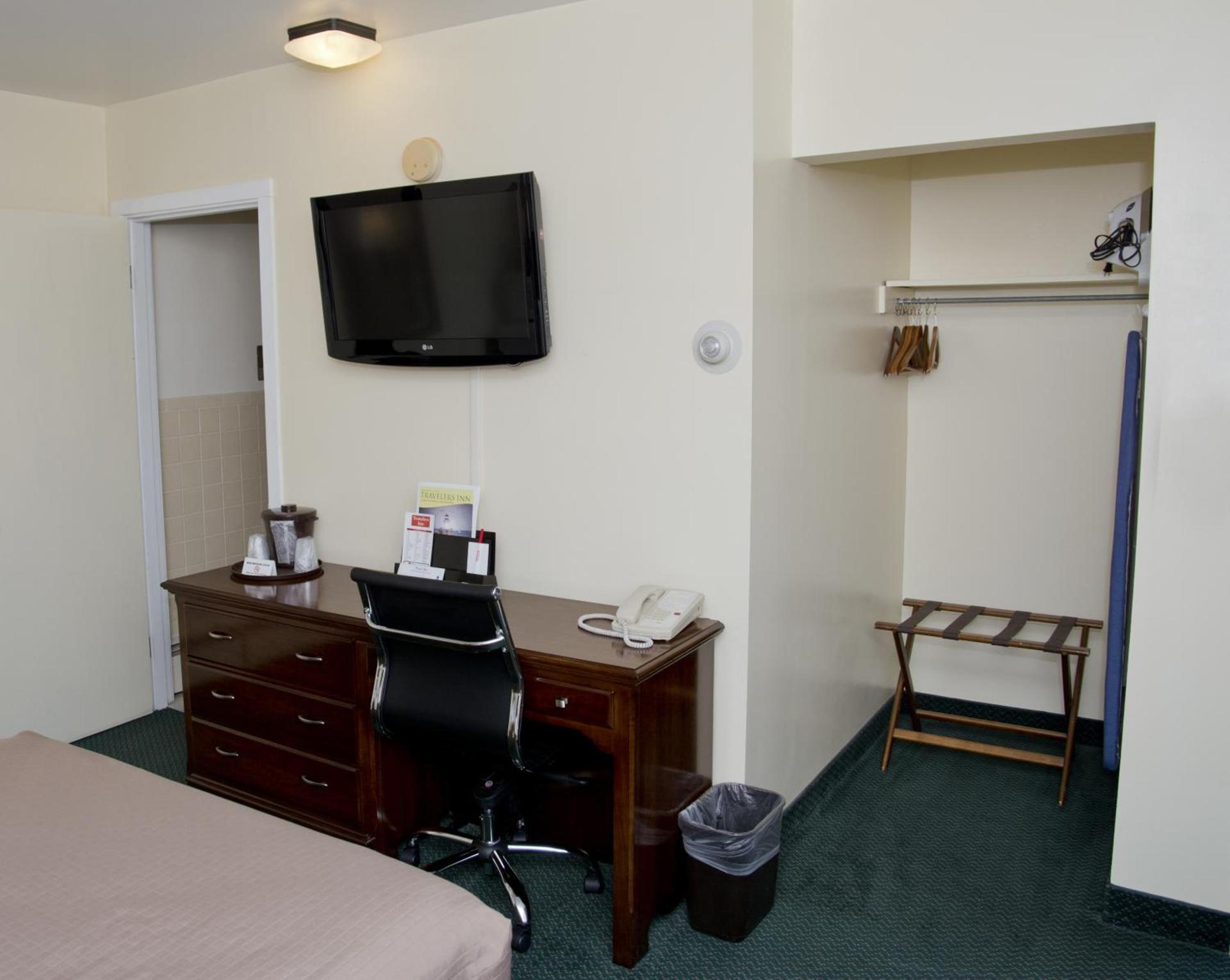 Travelers Inn photo 31