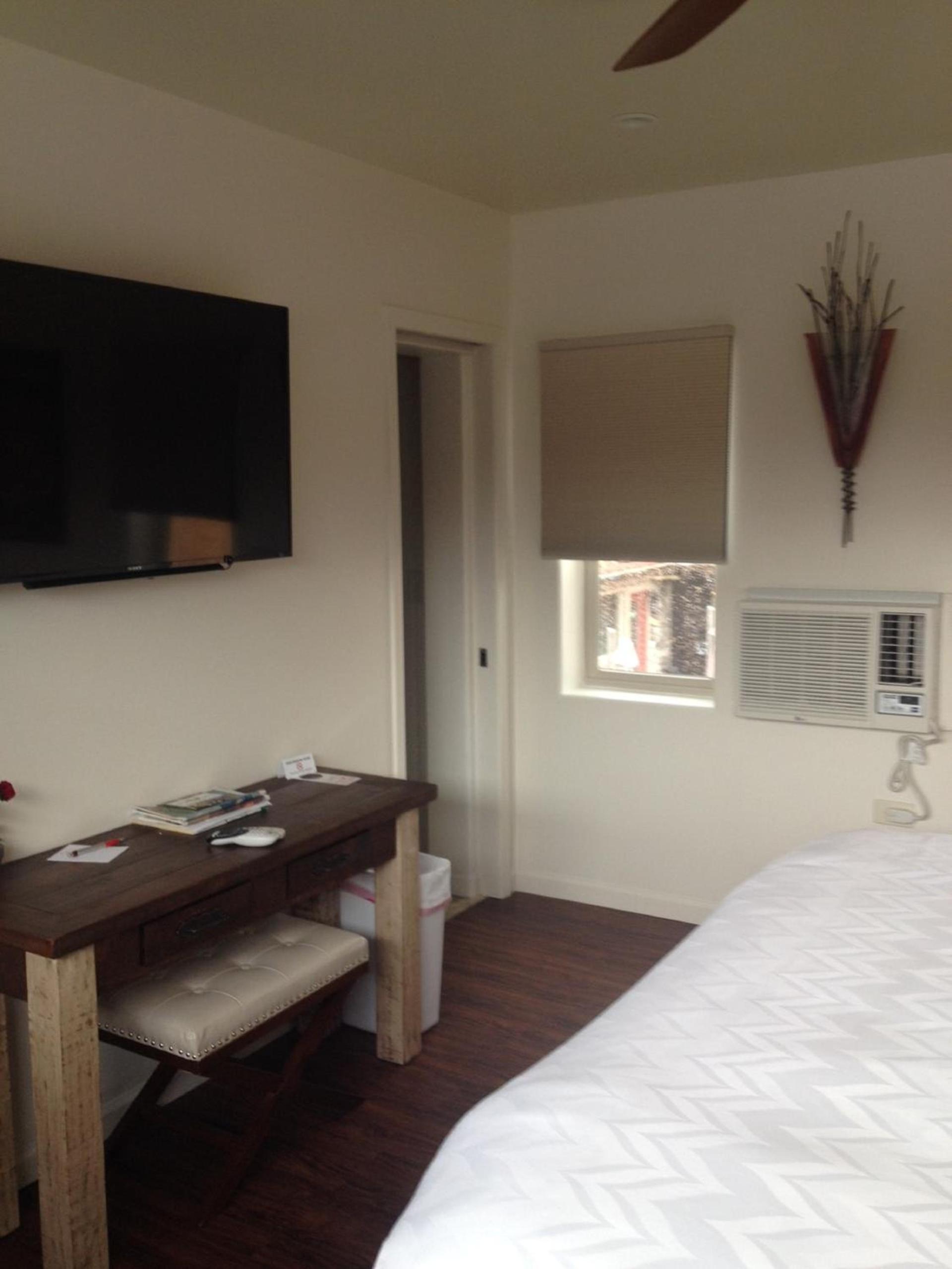 Iron Horse Inn photo 28
