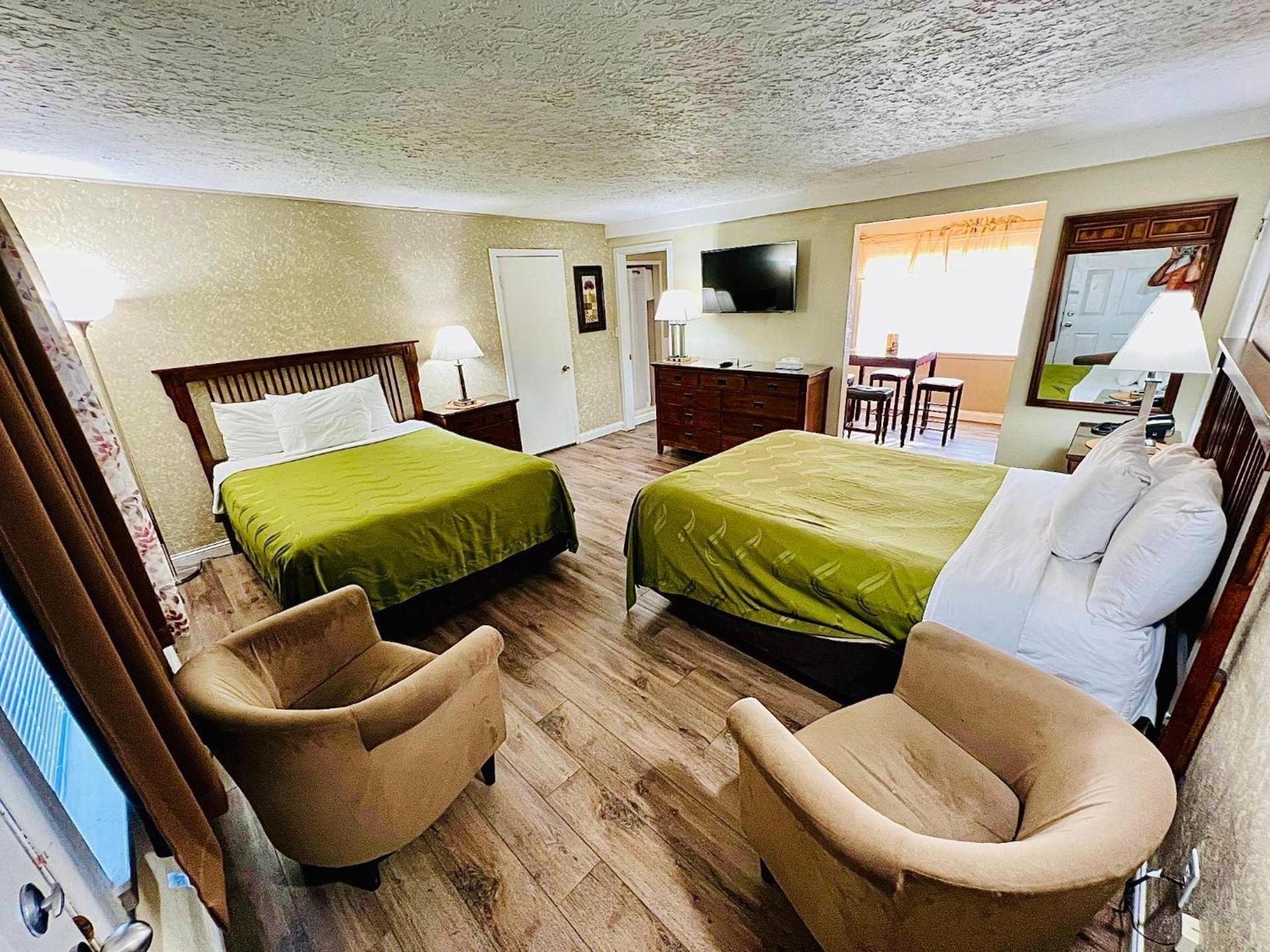 Sage N Sand Motel photo 12