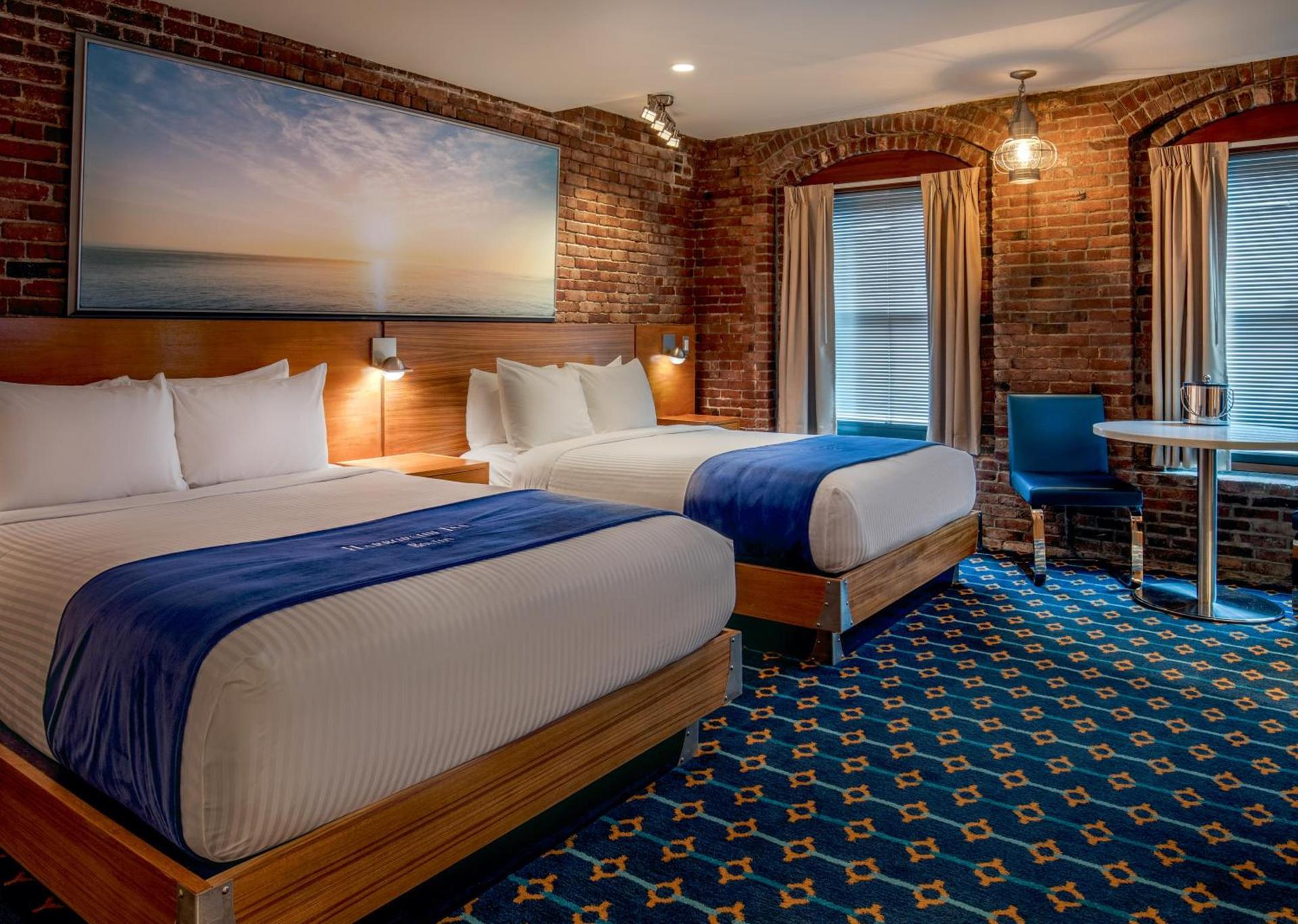 Harborside Inn photo 10