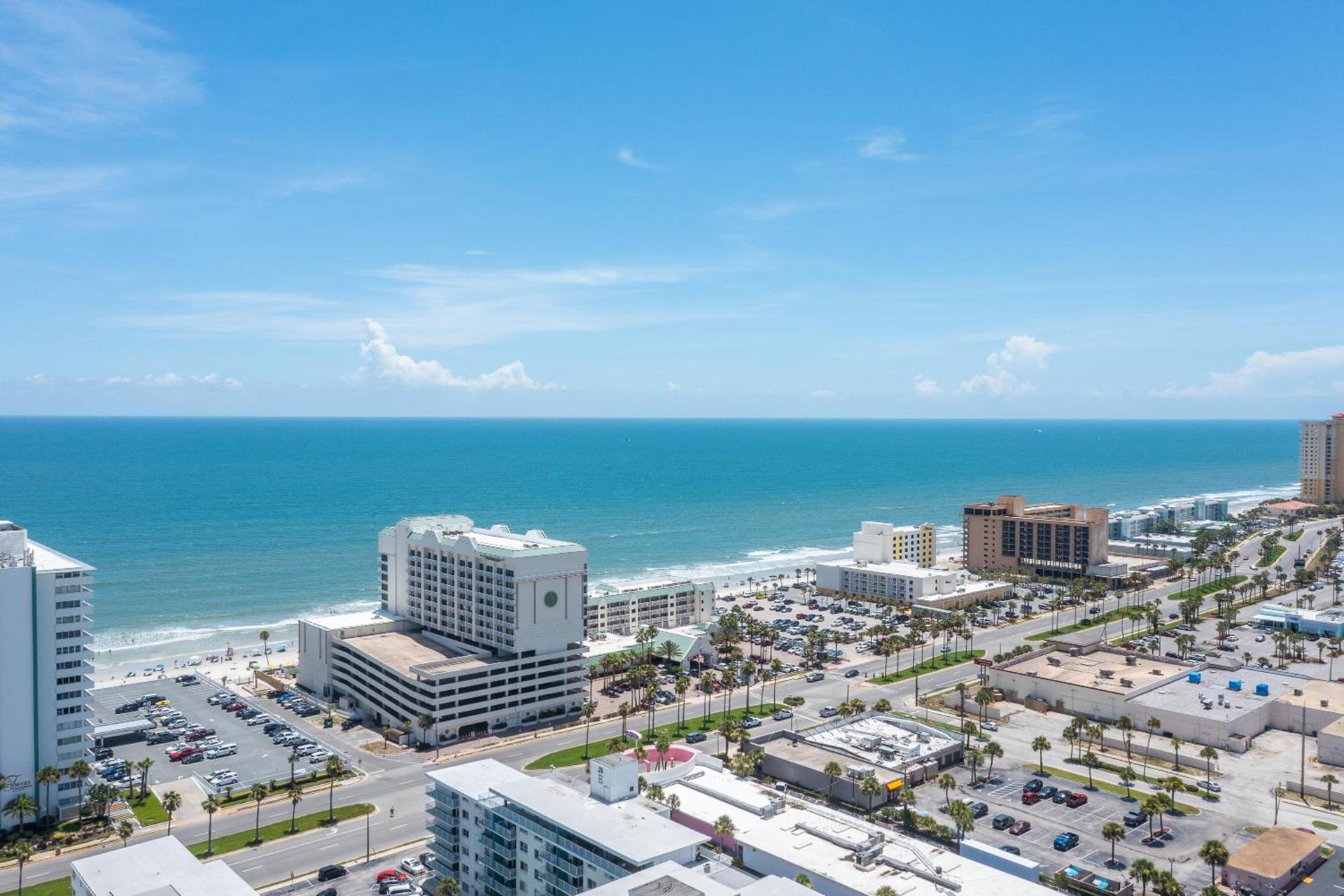 Daytona Beach Resort Oceanfront 1 Bedroom Suite, 2 Queen Beds photo 1