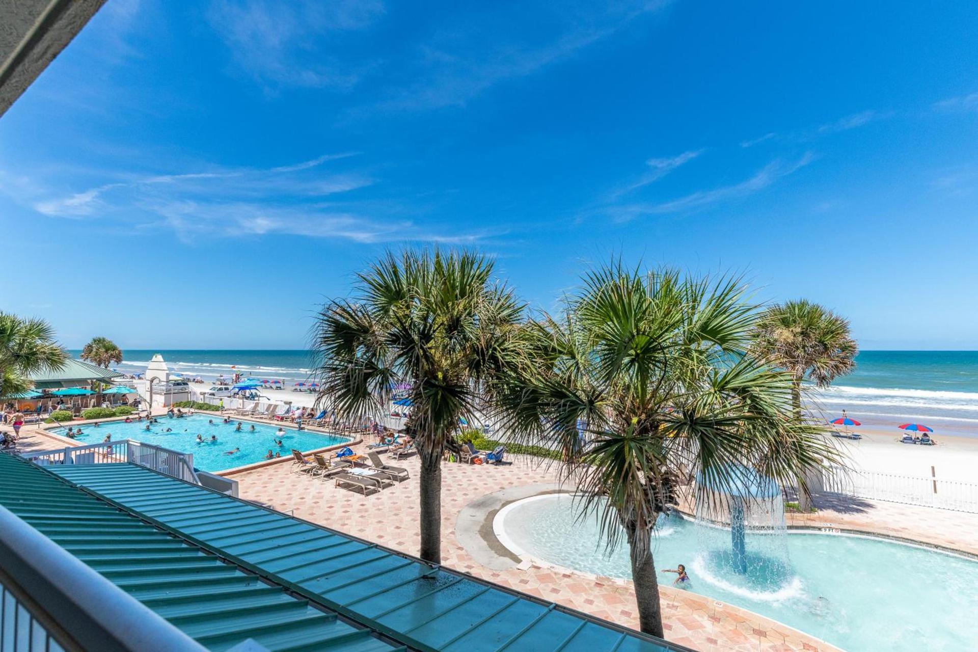 Daytona Beach Resort Oceanfront 1 Bedroom Suite, 2 Queen Beds photo 11