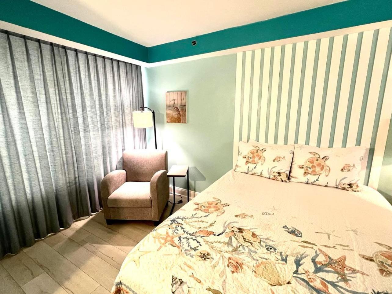 Daytona Beach Resort Oceanfront 1 Bedroom Suite, 2 Queen Beds photo 16