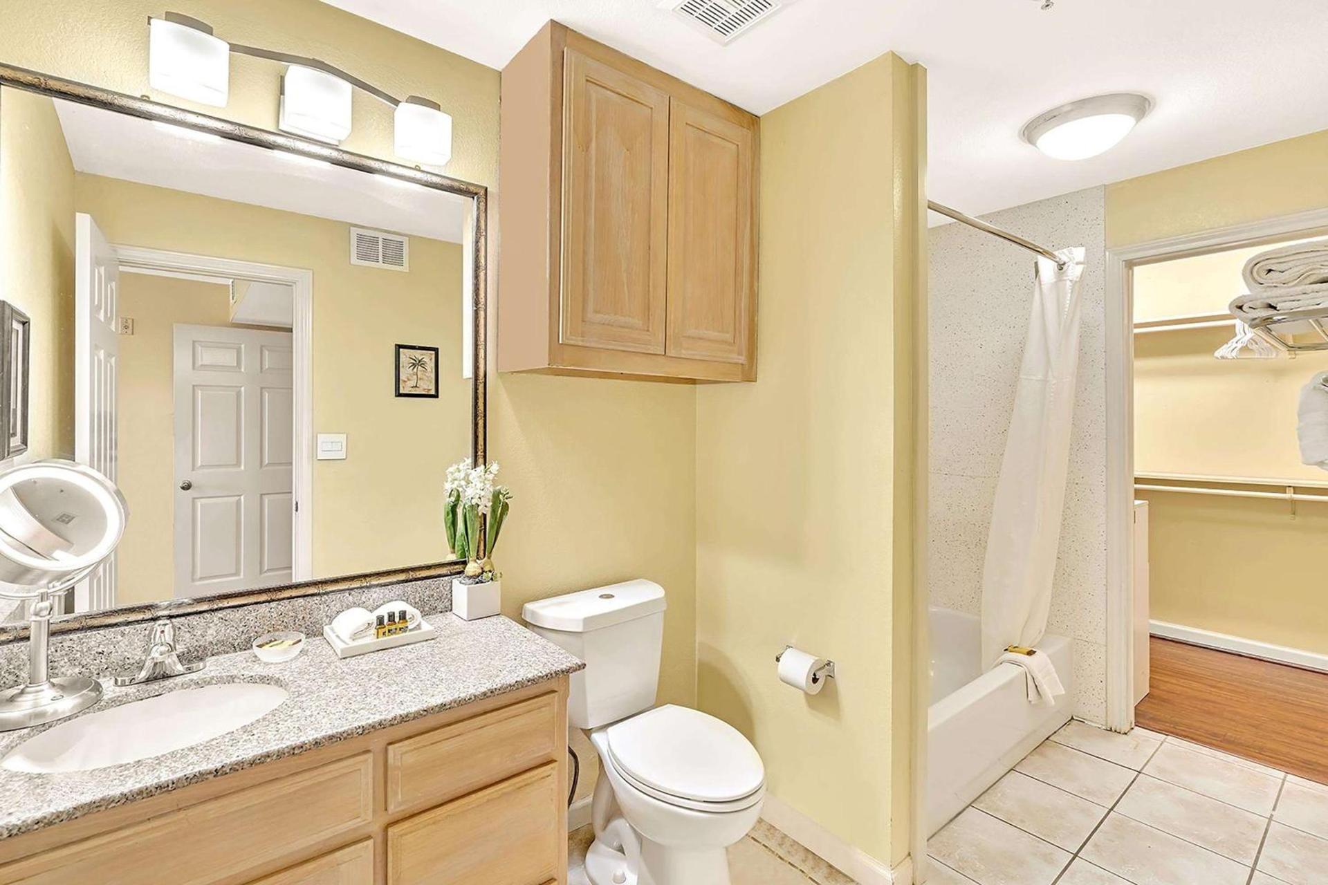 Best Western Plus Lewisville Flower Mound photo 25