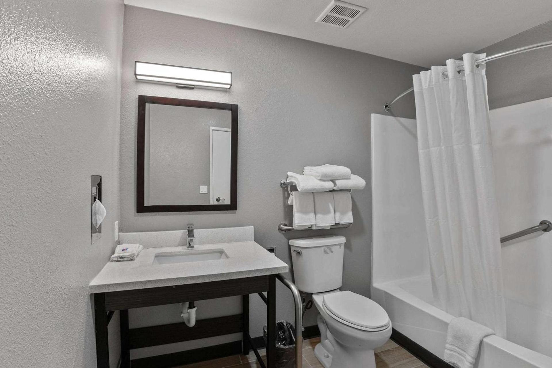 Motel 6 Brighton CO Denver Northeast photo 24