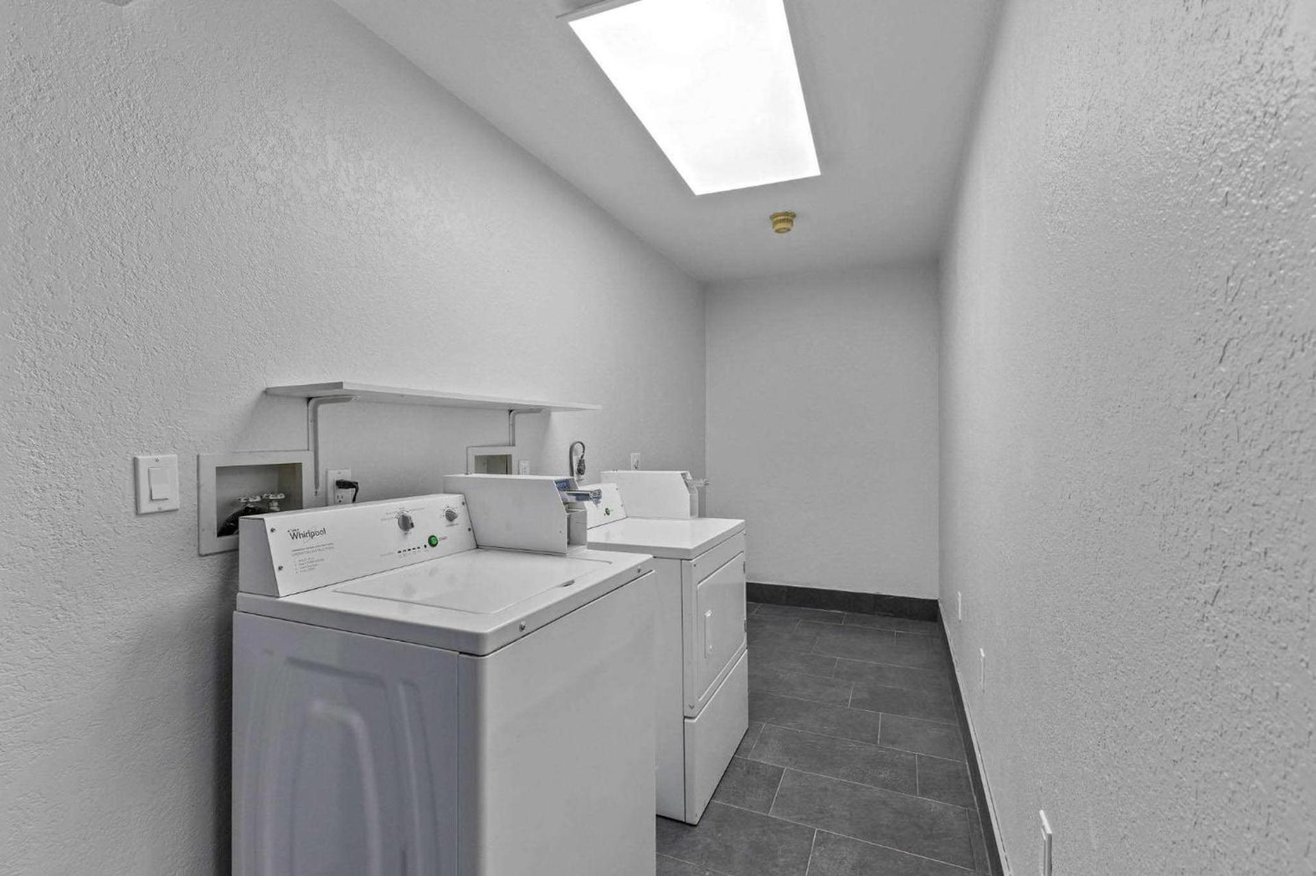 Motel 6 Brighton CO Denver Northeast photo 26