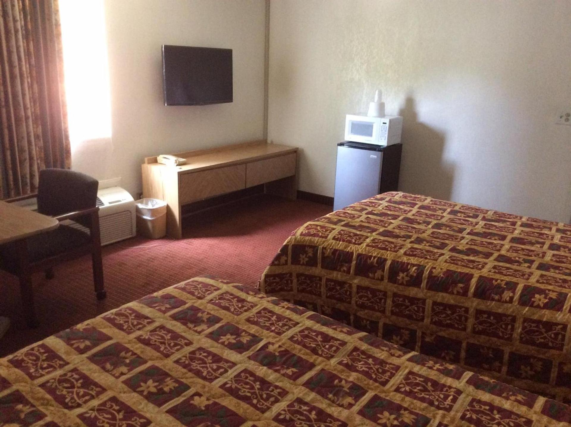 American Inn photo 20